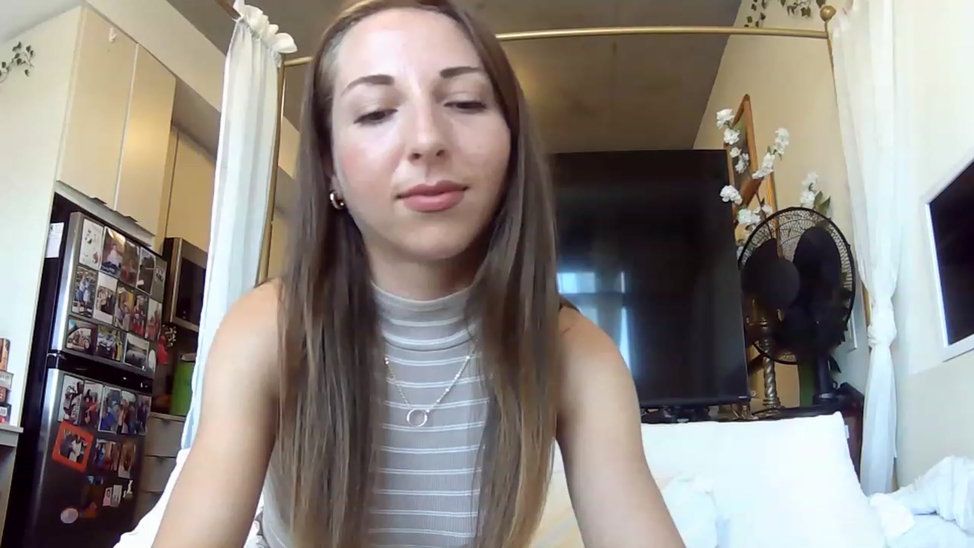 Gallery image thumbnail from CanadaBunny's myfreecams stream on, 07/19/2023, 16:24 image 5 of 20