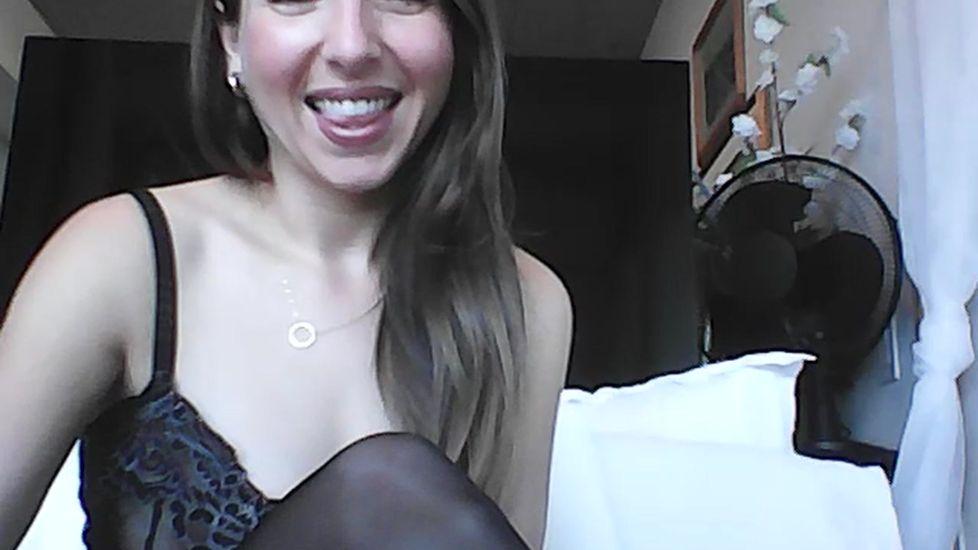 Gallery image thumbnail from CanadaBunny's myfreecams stream on, 08/16/2023, 15:43 image 13 of 20