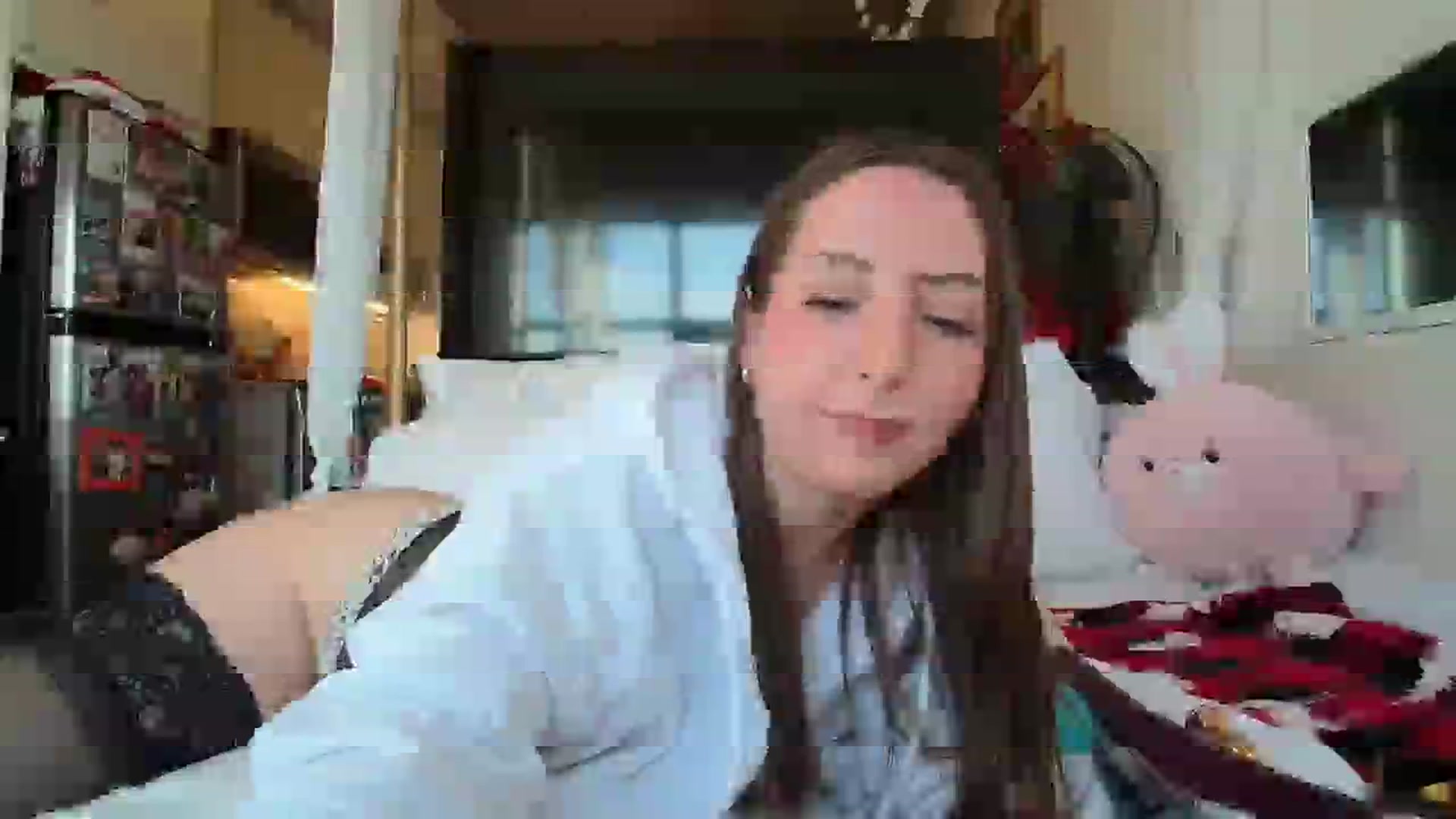 Gallery image thumbnail from CanadaBunny's myfreecams stream on, 12/20/2023, 18:39 image 11 of 20