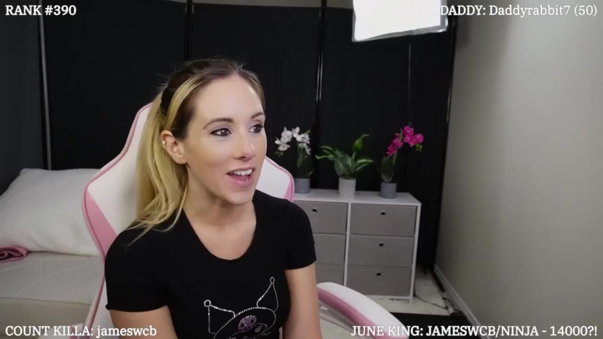 Gallery image thumbnail from CanadianLexi's myfreecams stream on, 06/25/2024, 18:56 image 14 of 20