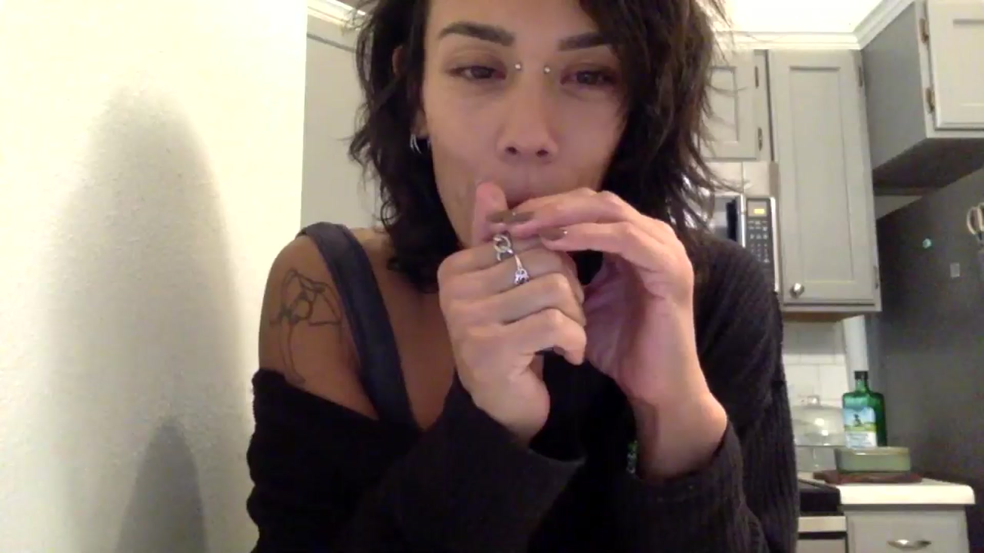 Gallery image thumbnail from Cancerousxo's myfreecams stream on, 09/13/2025, 10:35 image 15 of 20