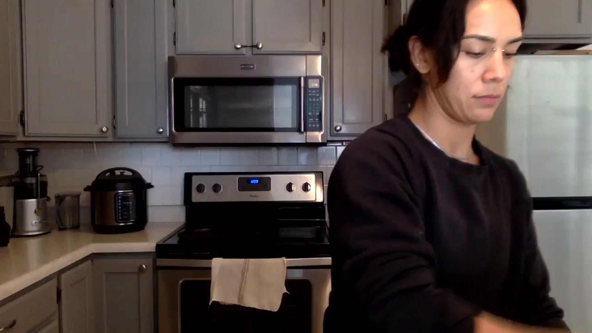 Gallery image thumbnail from Cancerousxo's myfreecams stream on, 10/28/2025, 19:21 image 8 of 20