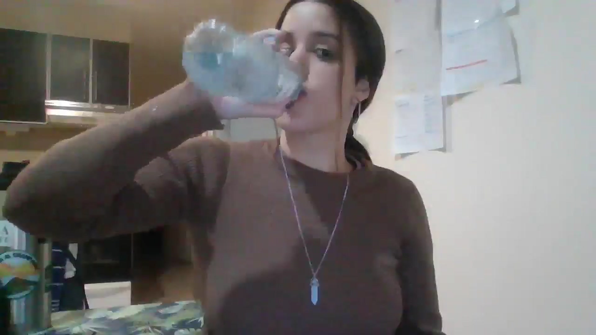 Gallery image thumbnail from Candelita's myfreecams stream on, 04/08/2026, 24:29 image 13 of 20
