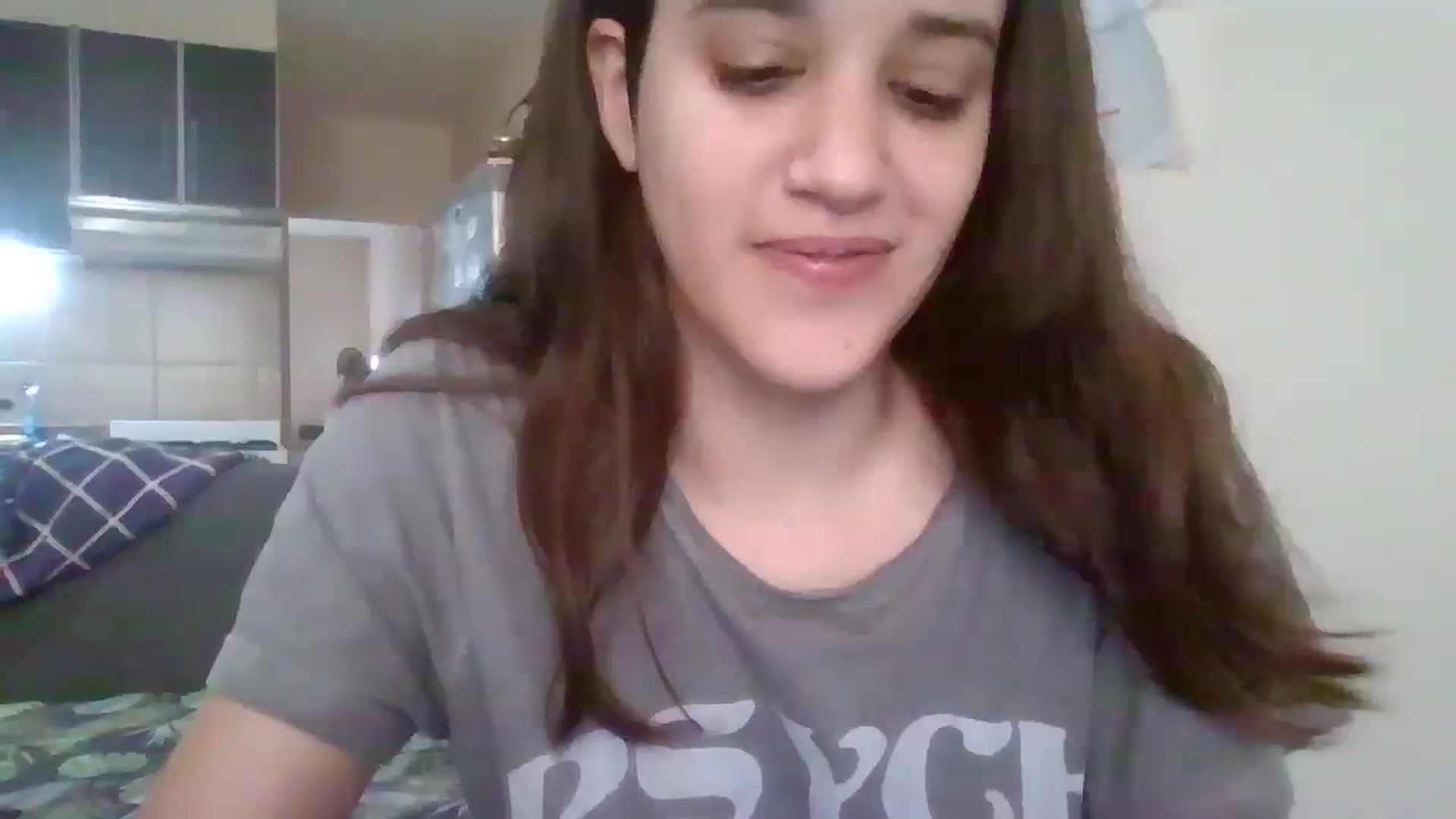 Gallery image thumbnail from Candelita's myfreecams stream on, 04/12/2026, 20:55 image 4 of 20