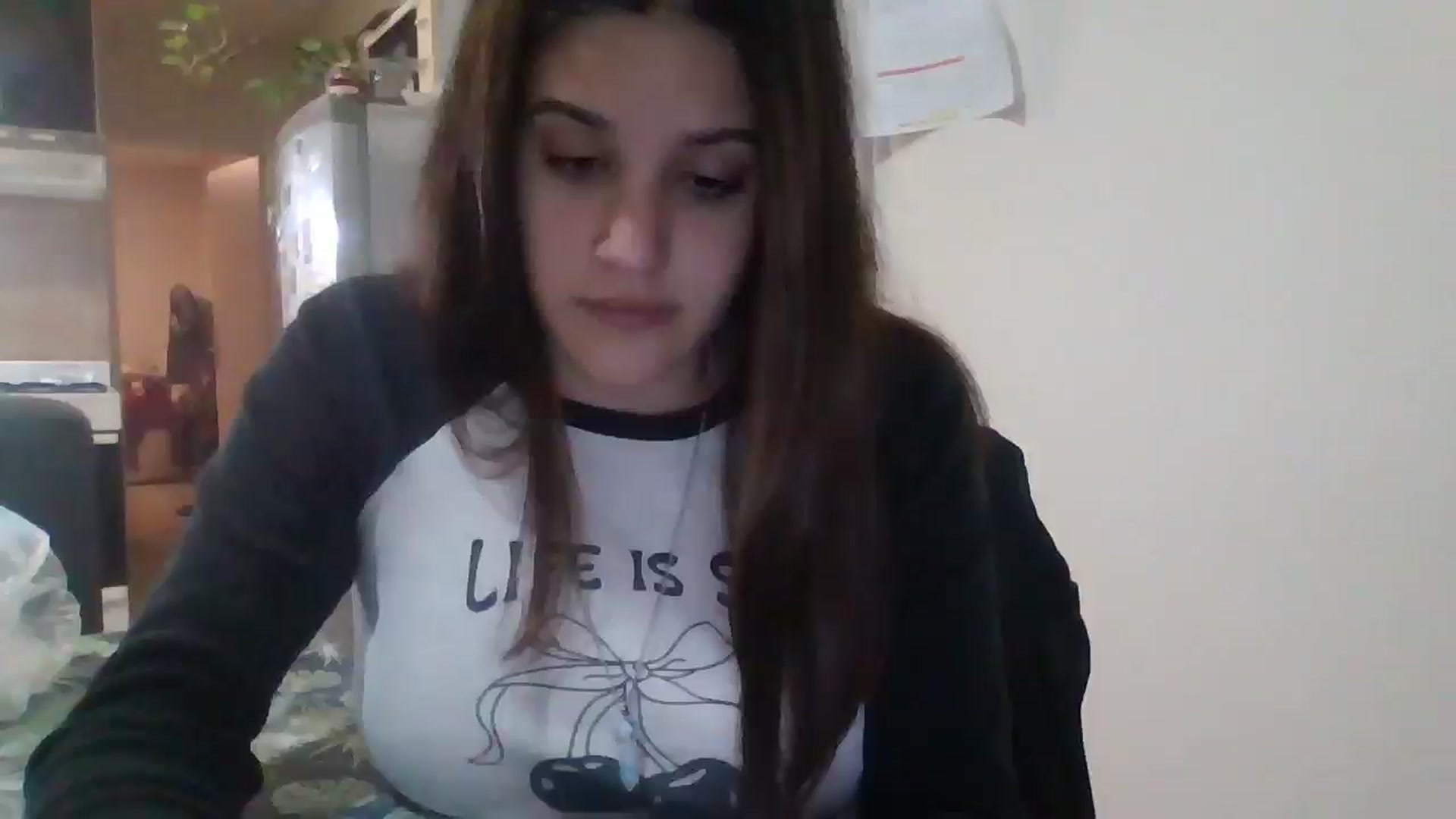 Gallery image thumbnail from Candelita's myfreecams stream on, 04/23/2026, 24:11 image 18 of 20