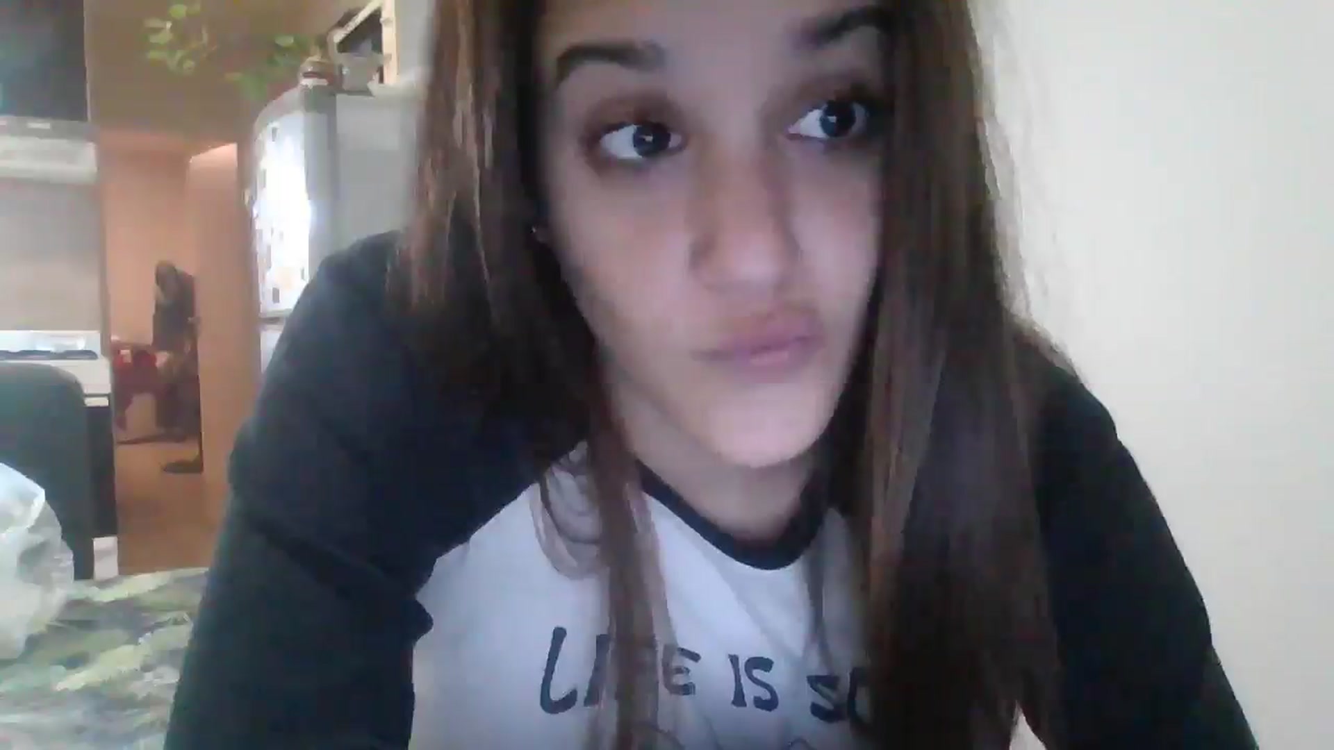 Gallery image thumbnail from Candelita's myfreecams stream on, 04/23/2026, 24:11 image 14 of 20