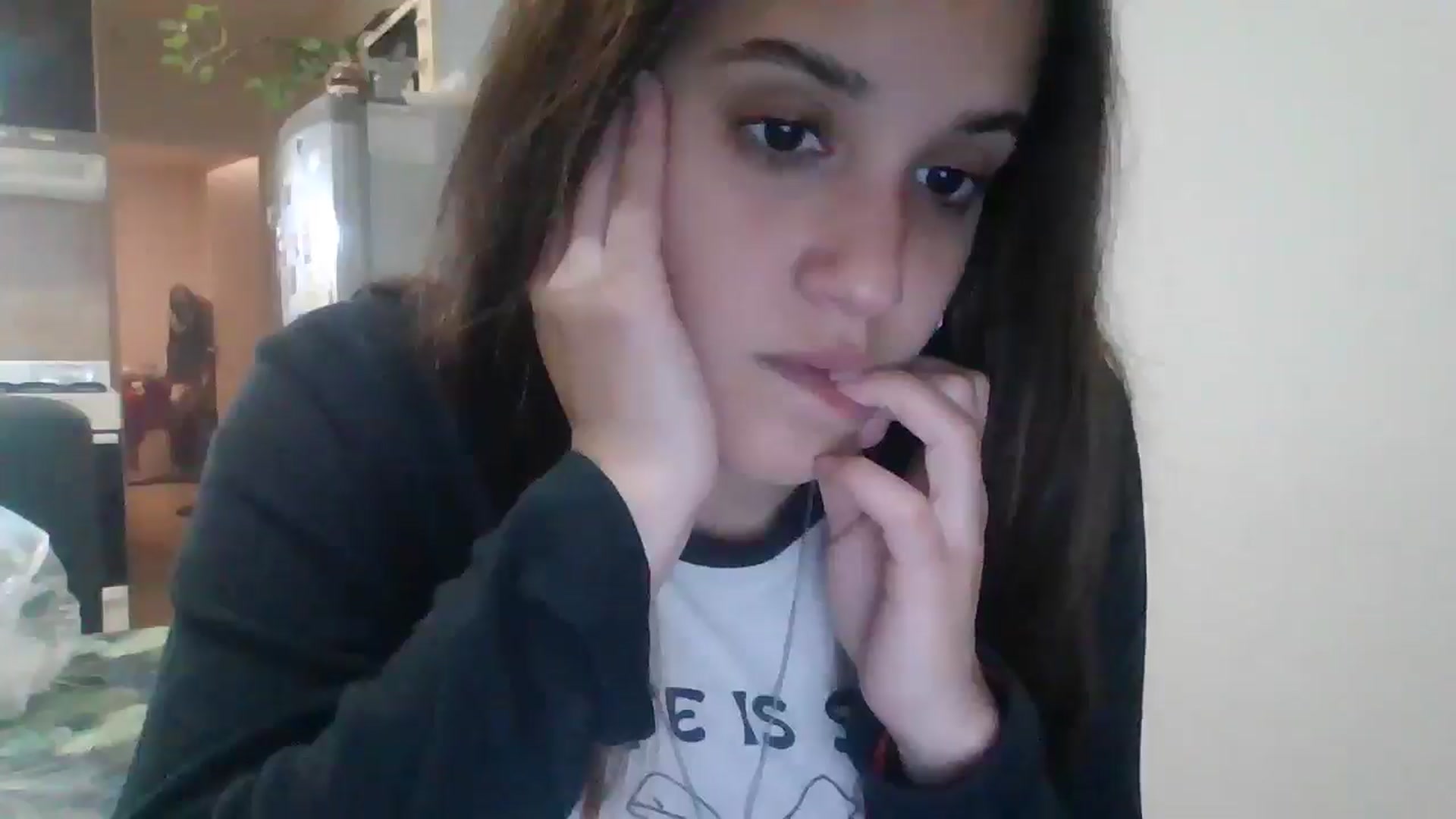 Gallery image thumbnail from Candelita's myfreecams stream on, 04/23/2026, 24:11 image 17 of 20