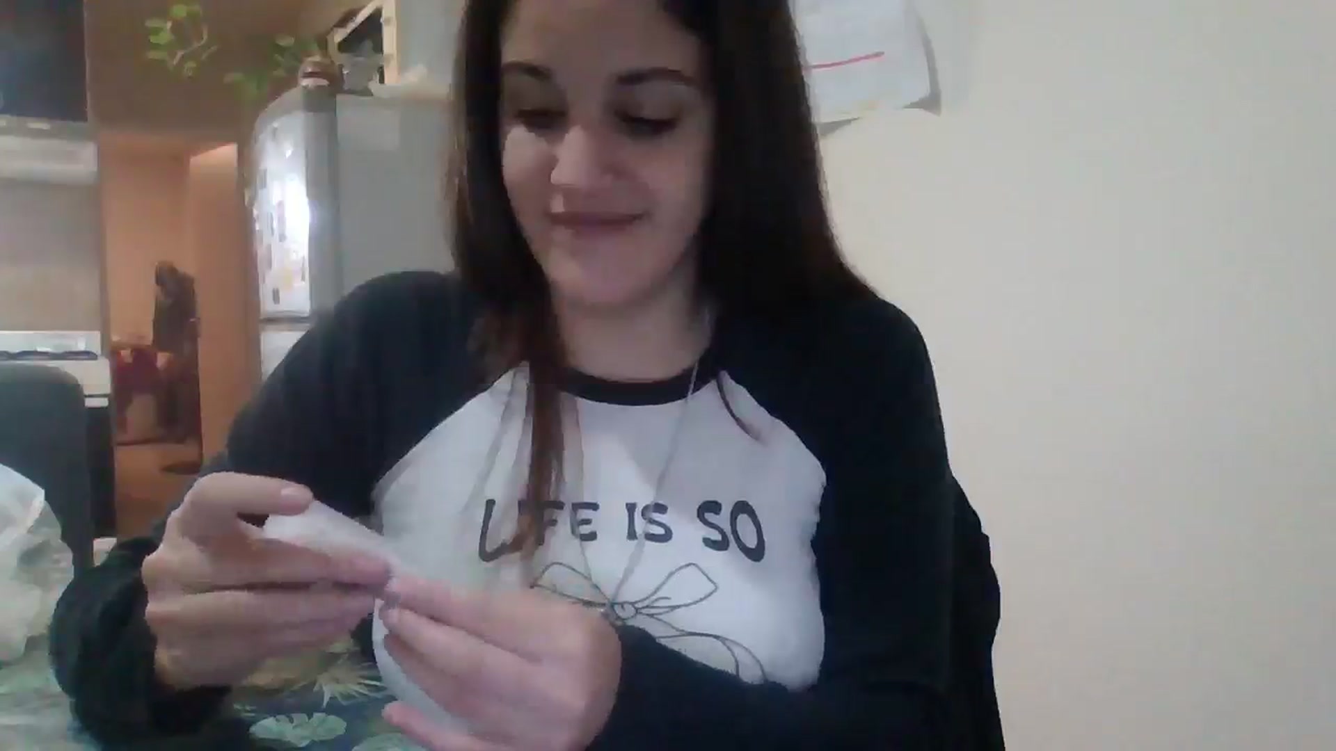 Gallery image thumbnail from Candelita's myfreecams stream on, 04/23/2026, 24:11 image 3 of 20