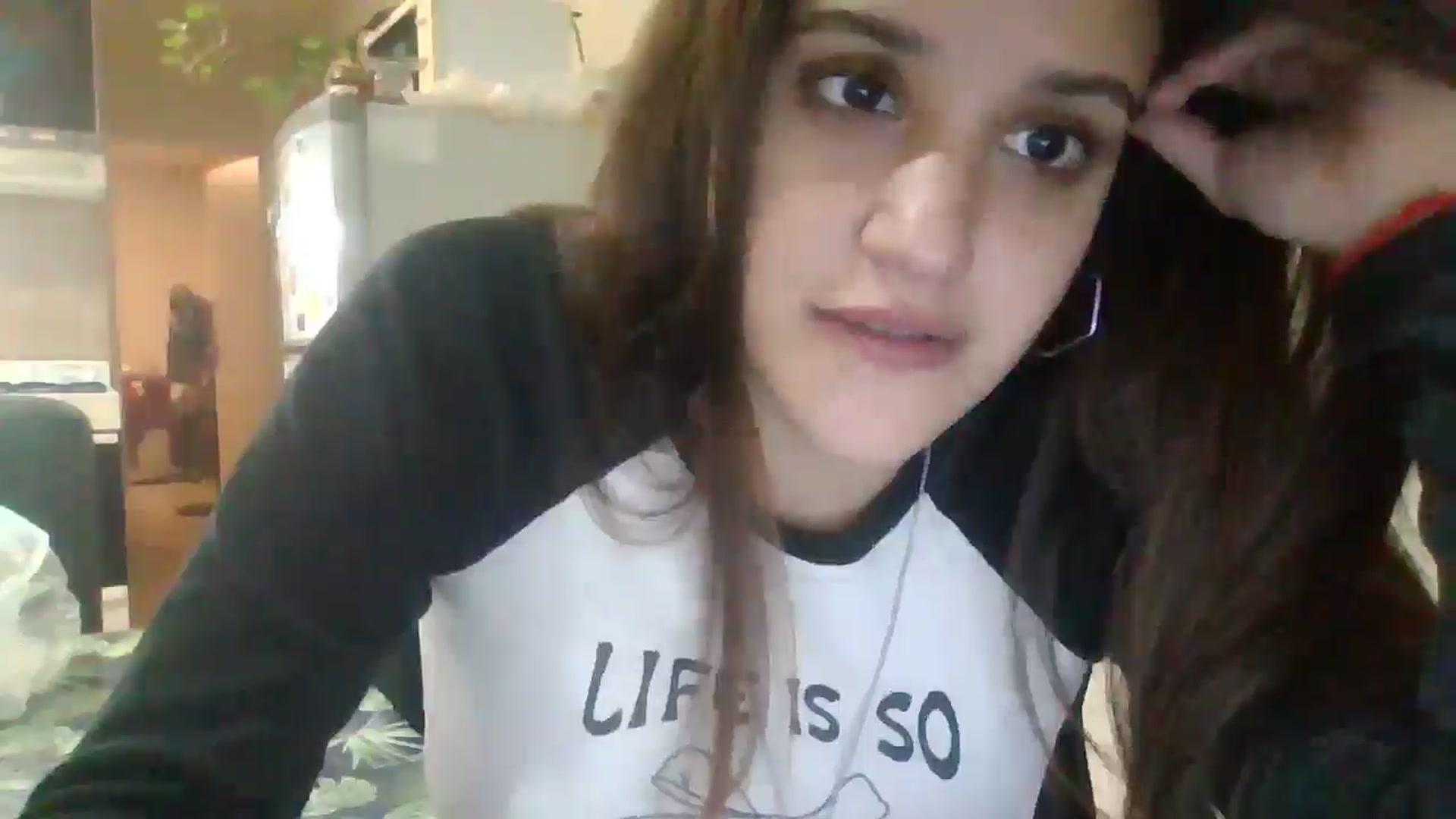 Gallery image thumbnail from Candelita's myfreecams stream on, 04/23/2026, 24:11 image 12 of 20