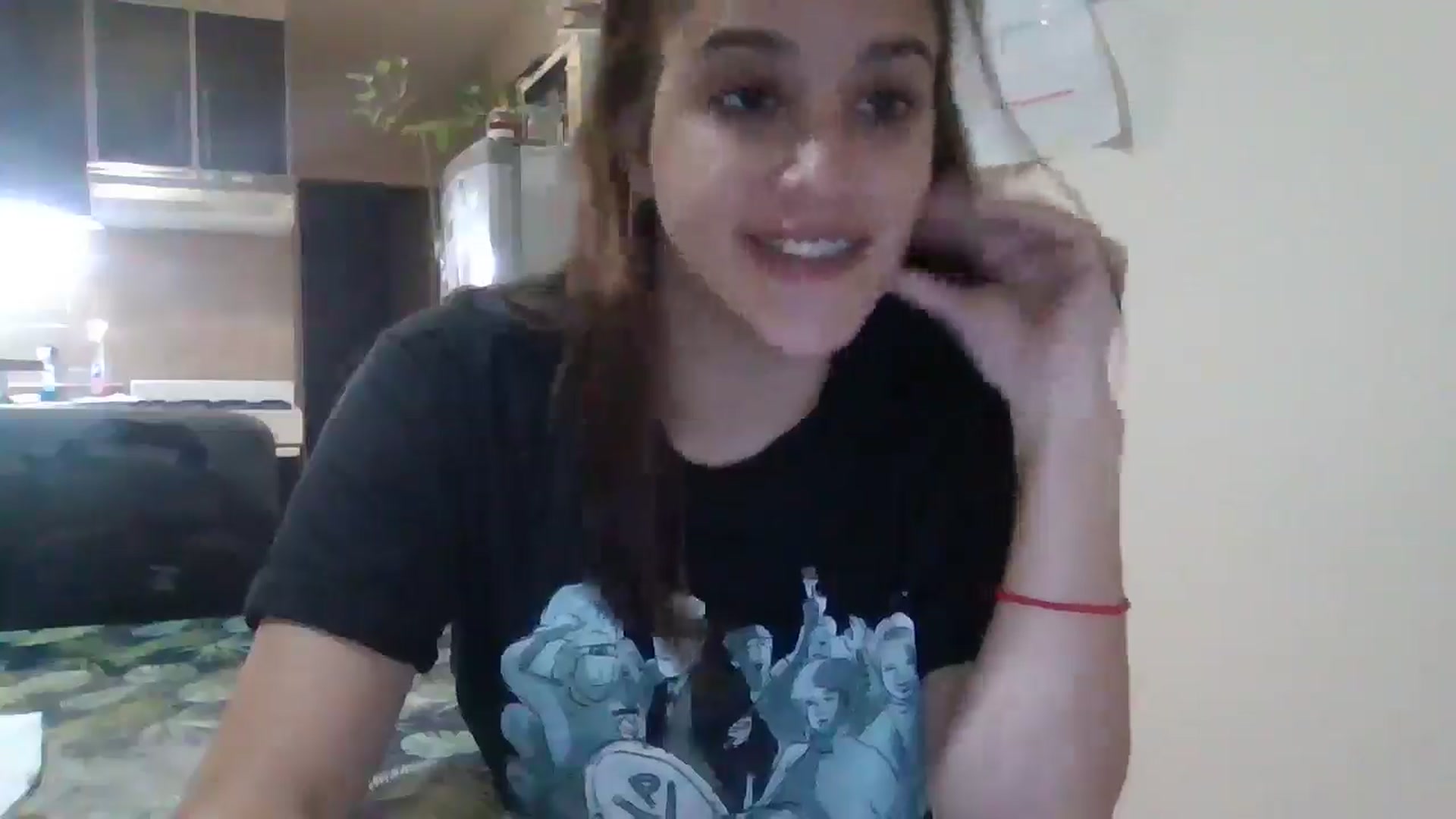 Gallery image thumbnail from Candelita's myfreecams stream on, 04/26/2026, 24:18 image 7 of 20