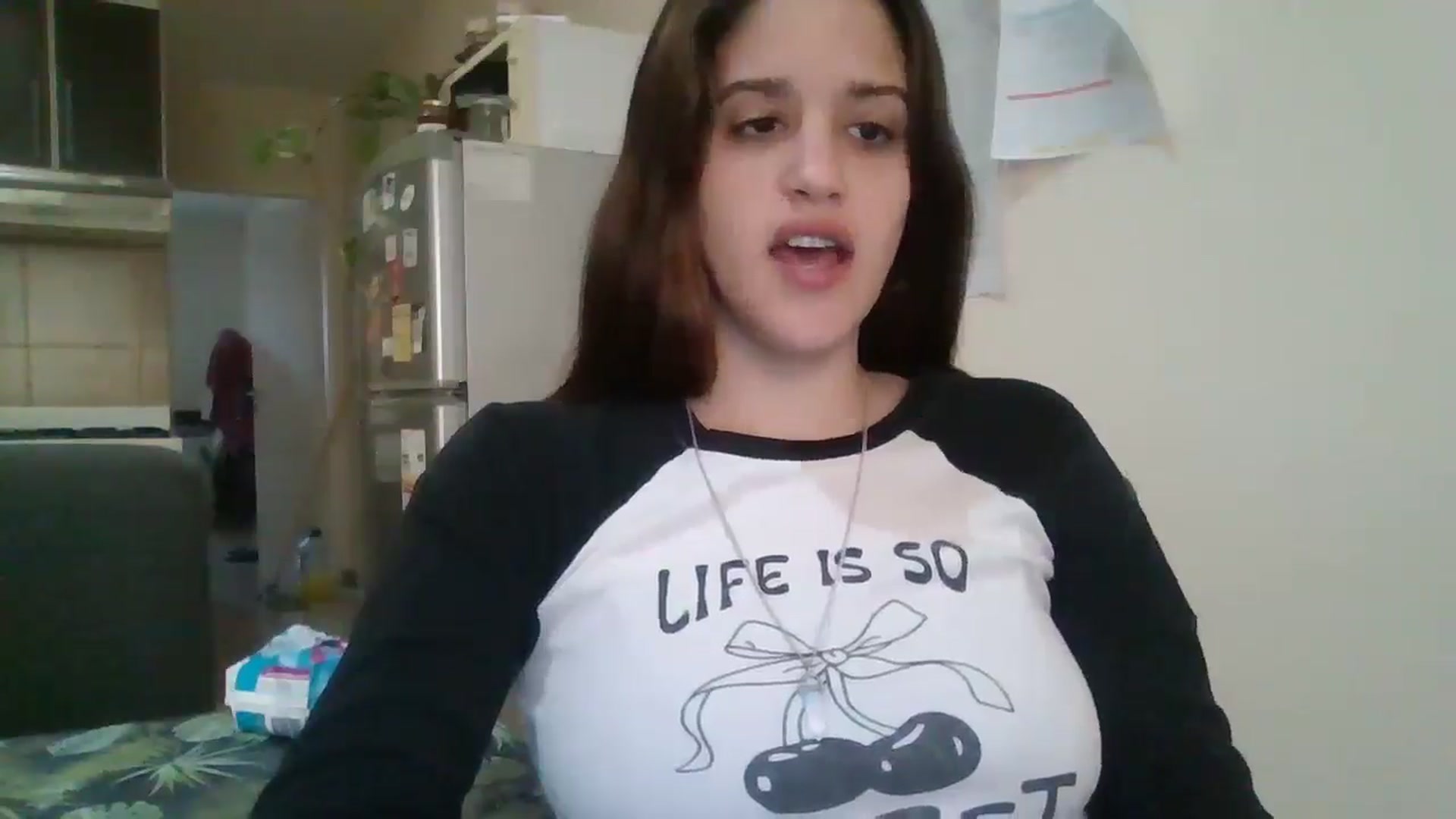 Gallery image thumbnail from Candelita's myfreecams stream on, 04/27/2026, 21:05 image 16 of 20