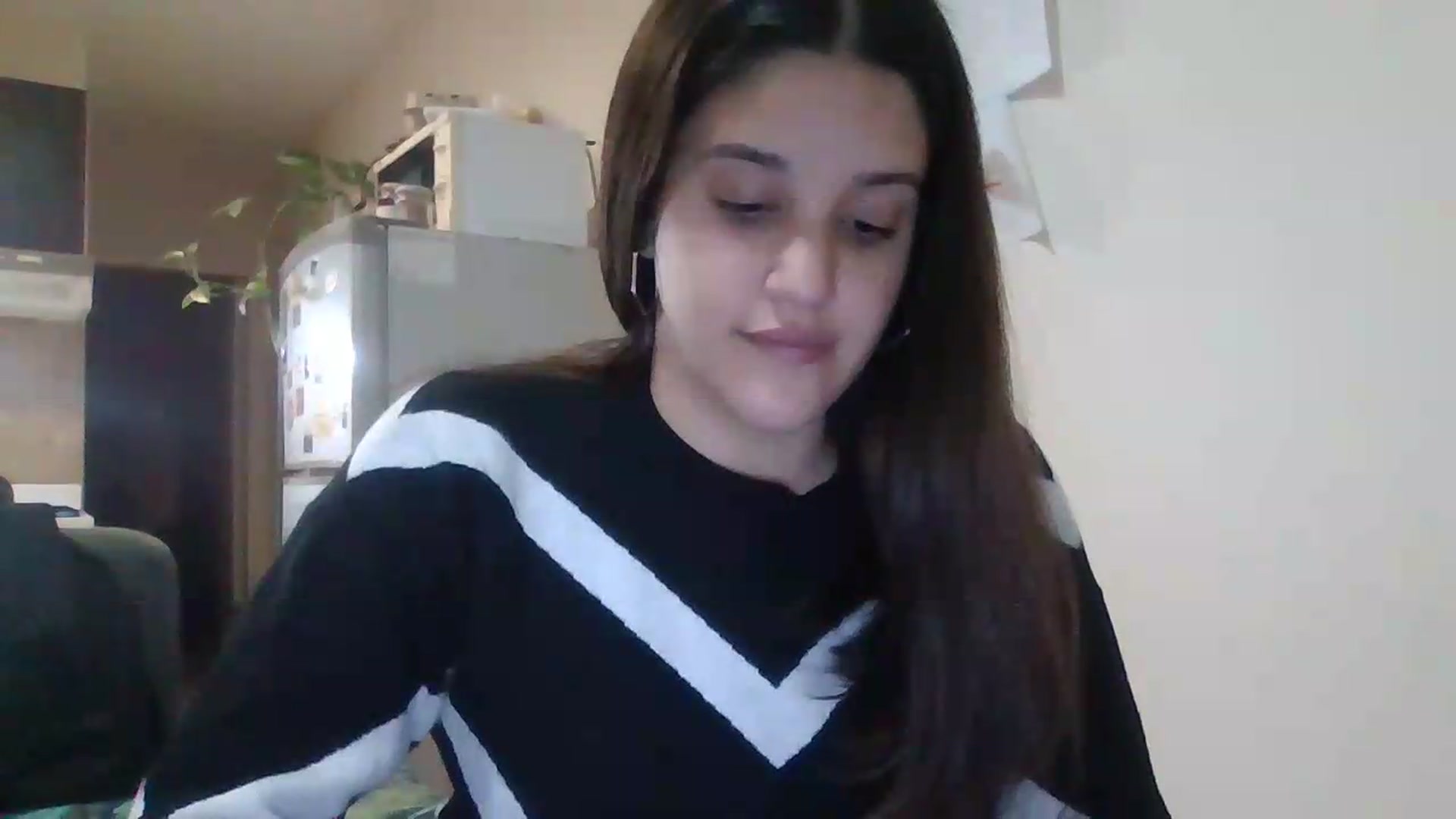 Gallery image thumbnail from Candelita's myfreecams stream on, 05/22/2026, 03:54 image 5 of 20