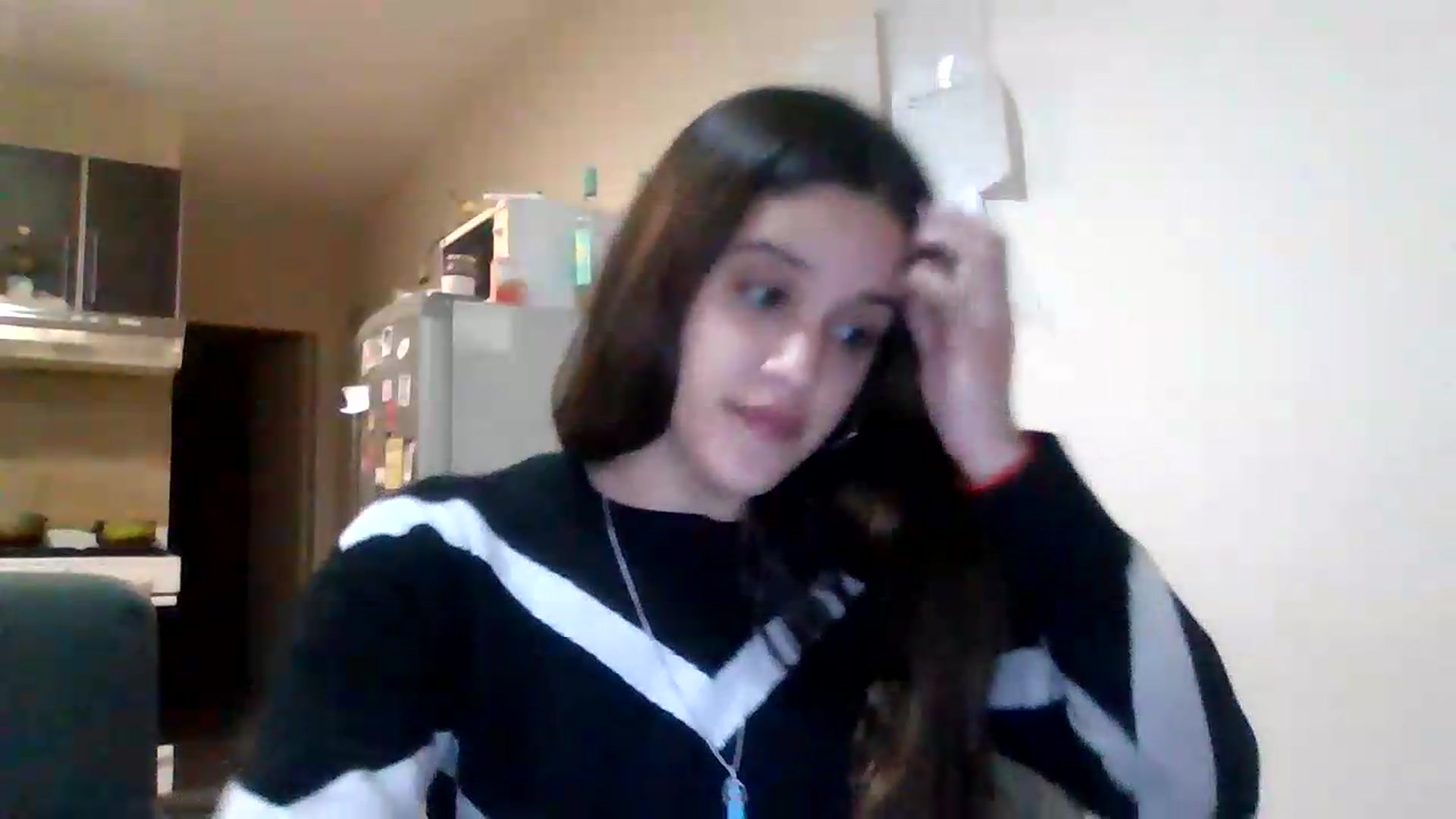 Gallery image thumbnail from Candelita's myfreecams stream on, 07/11/2026, 22:21 image 18 of 20