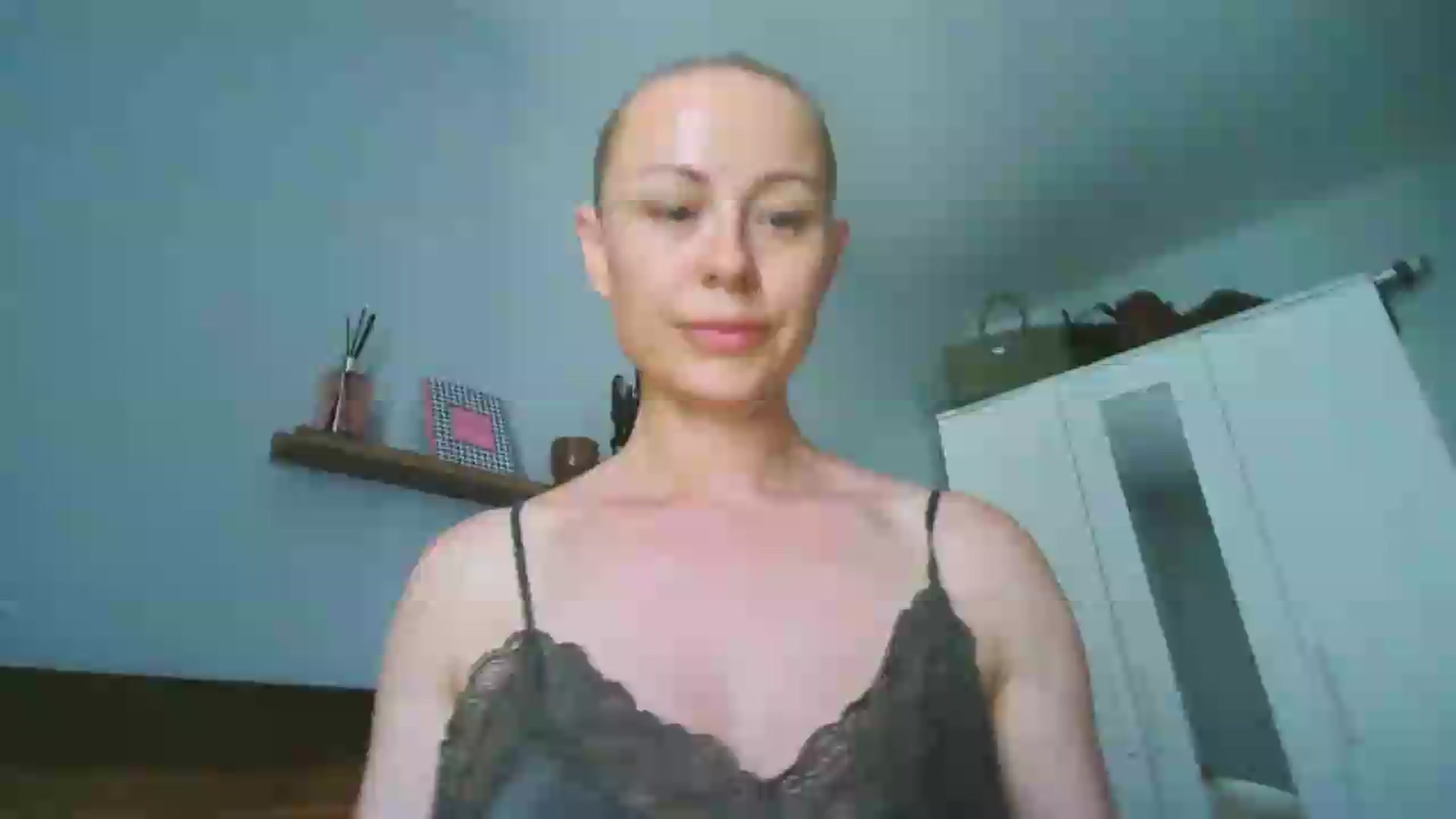 Gallery image thumbnail from Candibaby1's myfreecams stream on, 06/20/2026, 16:42 image 3 of 20