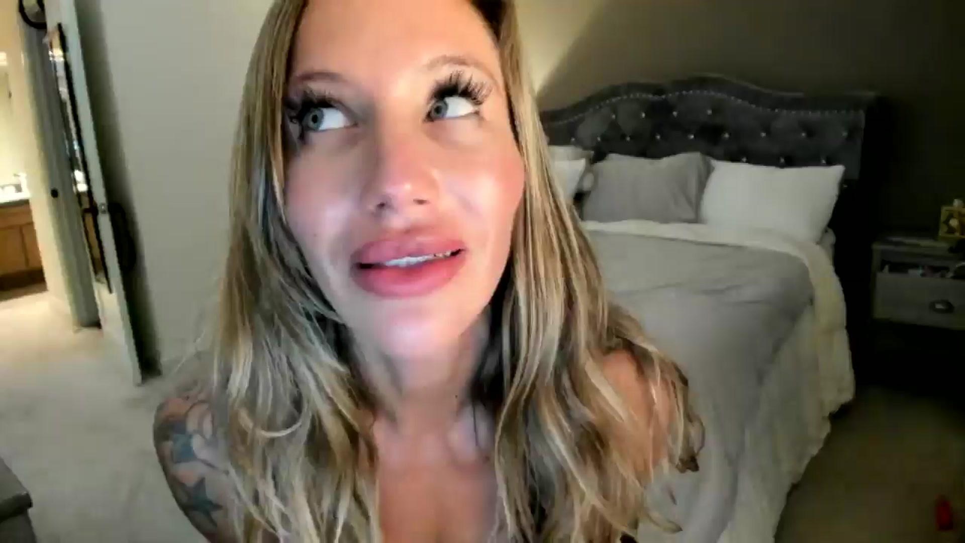 Gallery image thumbnail from Candice_Cayne's myfreecams stream on, 05/07/2026, 09:32 image 18 of 20