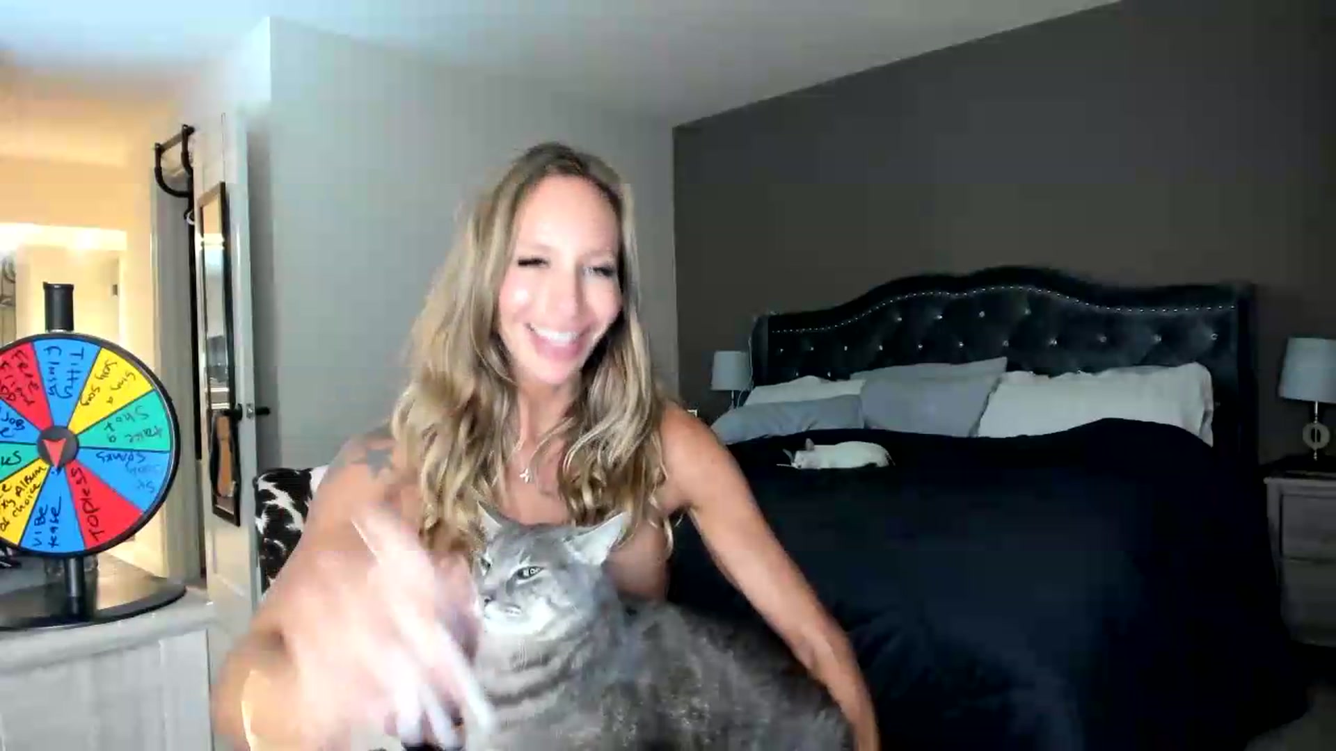 Gallery image thumbnail from Candice_Cayne's myfreecams stream on, 05/23/2026, 08:33 image 11 of 20