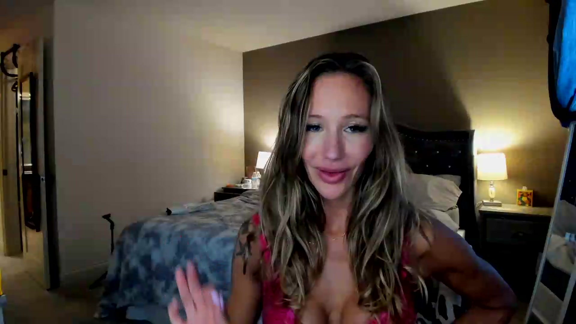 Gallery image thumbnail from Candice_Cayne's myfreecams stream on, 06/29/2026, 24:37 image 14 of 20