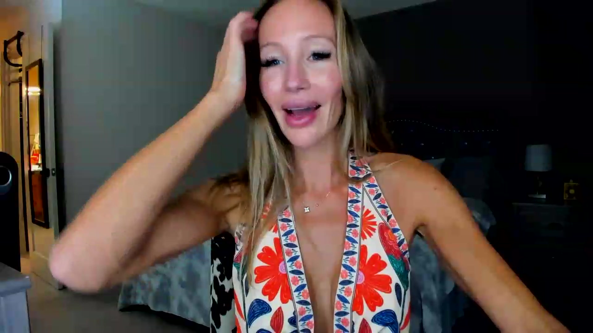 Gallery image thumbnail from Candice_Cayne's myfreecams stream on, 09/08/2026, 02:59 image 10 of 20
