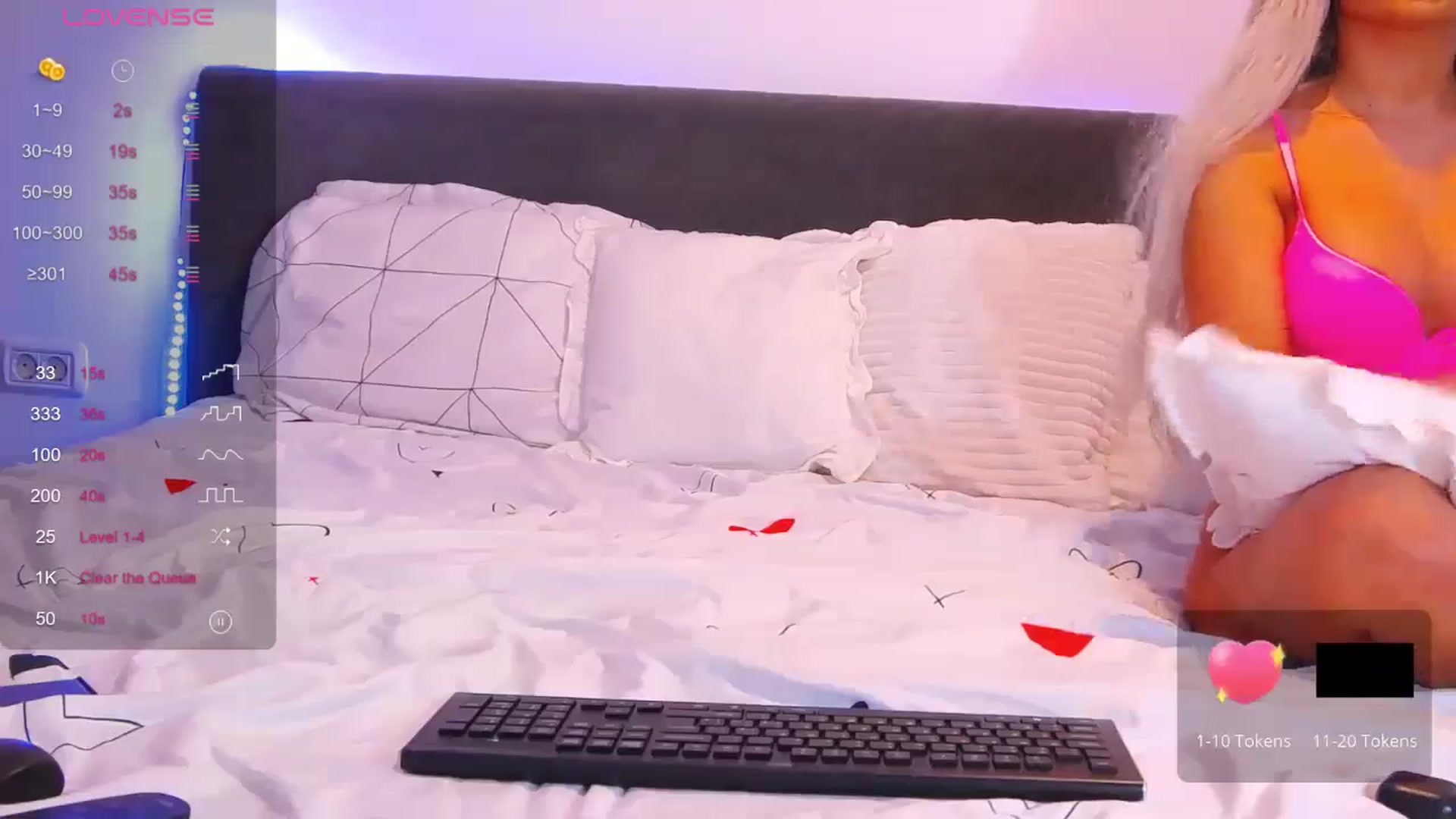 Gallery image thumbnail from Candy1's myfreecams stream on, 06/19/2024, 19:18 image 4 of 20