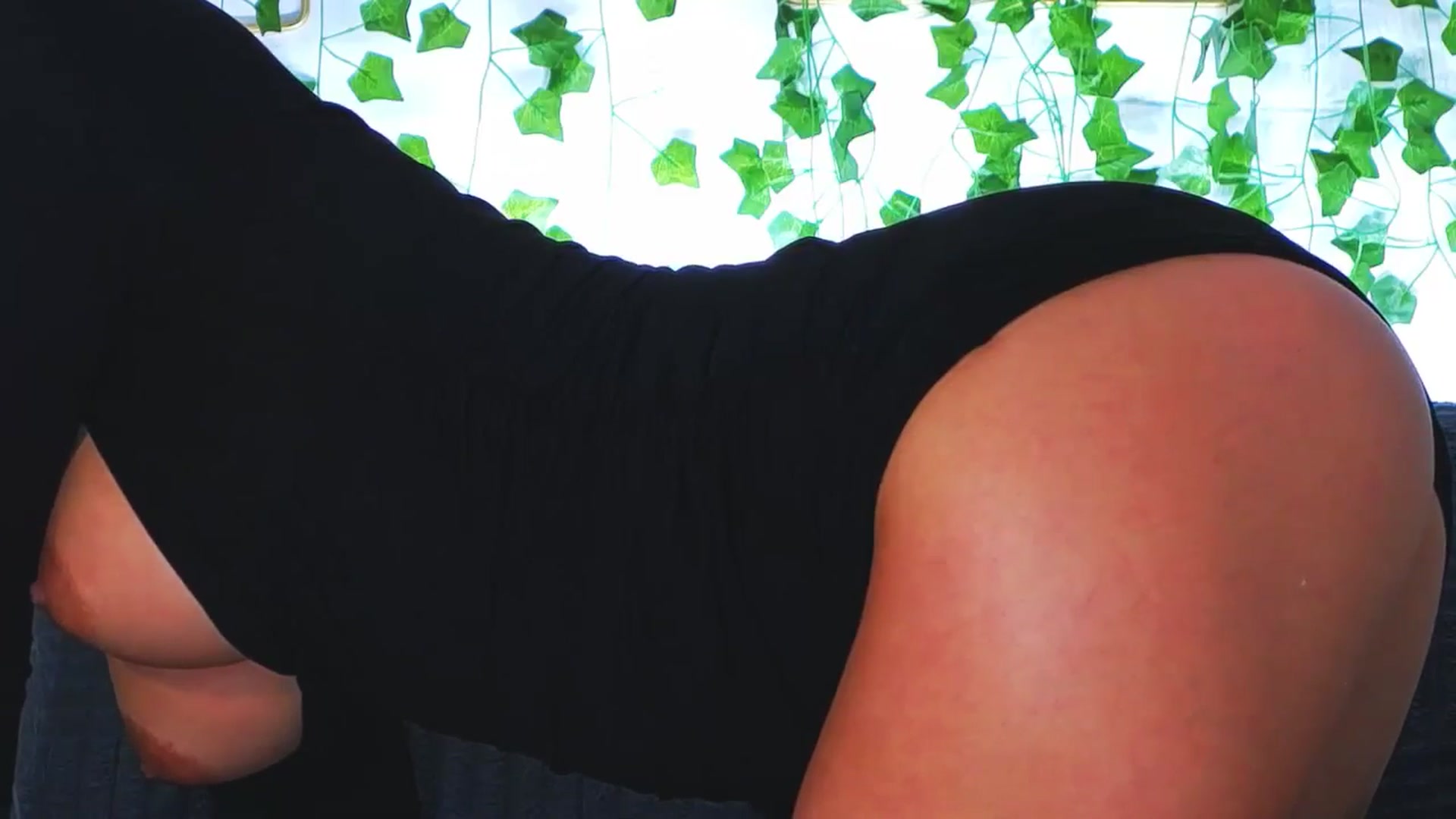 Gallery image thumbnail from Candy1's myfreecams stream on, 07/09/2024, 21:38 image 13 of 20
