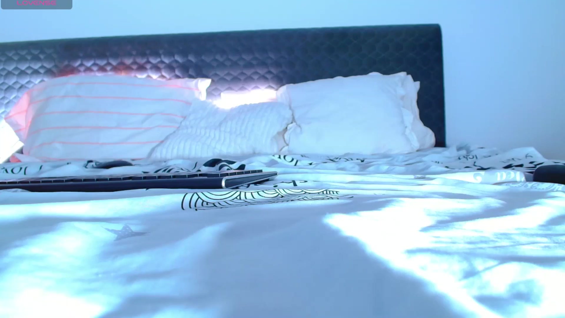 Gallery image thumbnail from Candy1's myfreecams stream on, 07/13/2024, 19:21 image 18 of 20