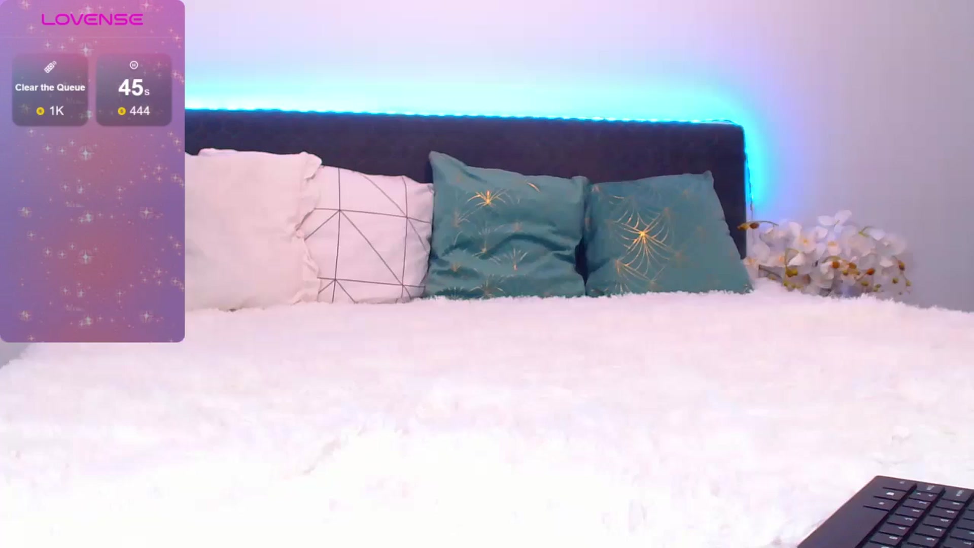 Gallery image thumbnail from Candy1's myfreecams stream on, 08/05/2024, 18:33 image 8 of 20