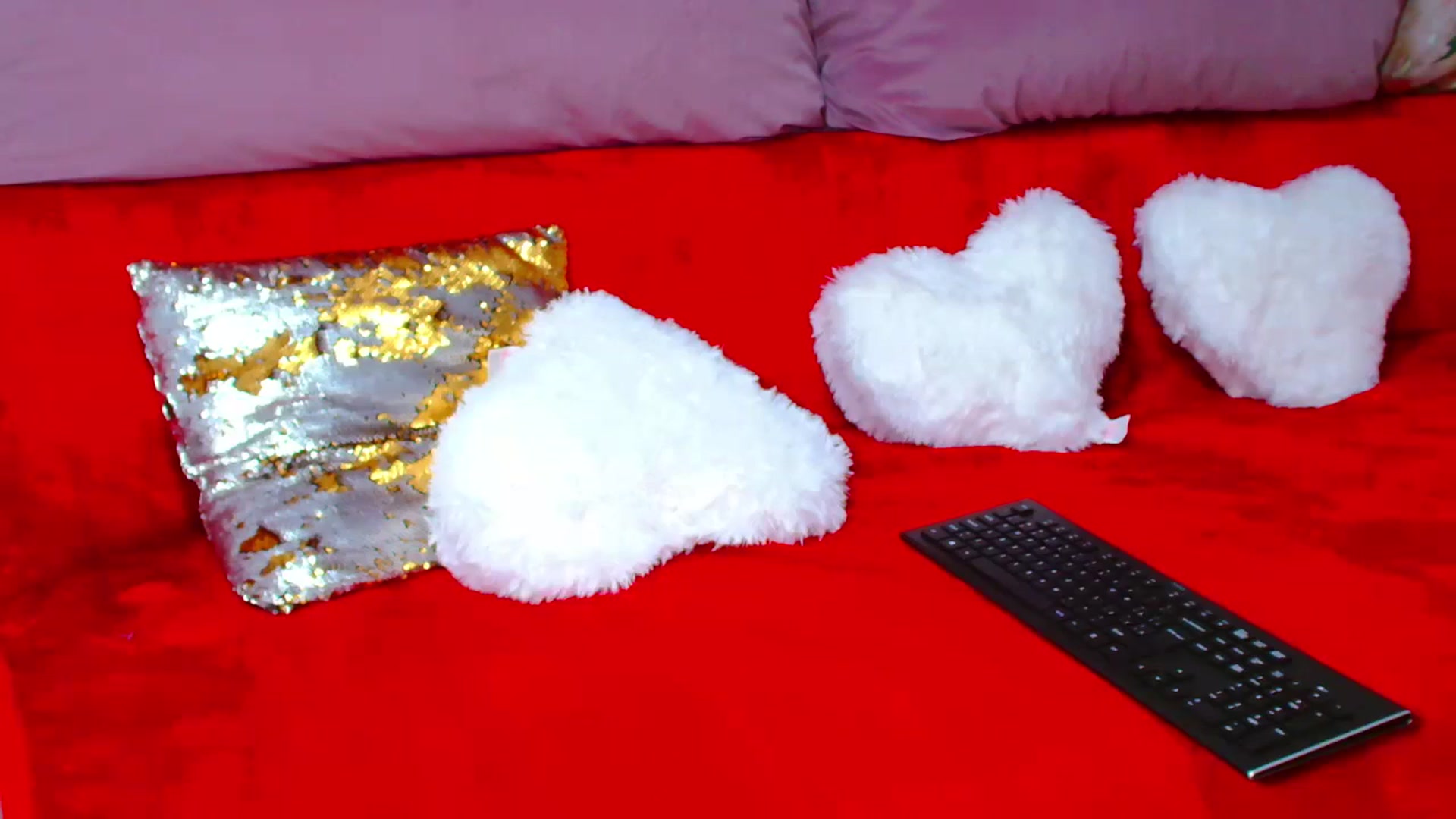 Gallery image thumbnail from Candy1's myfreecams stream on, 09/04/2024, 23:23 image 2 of 20