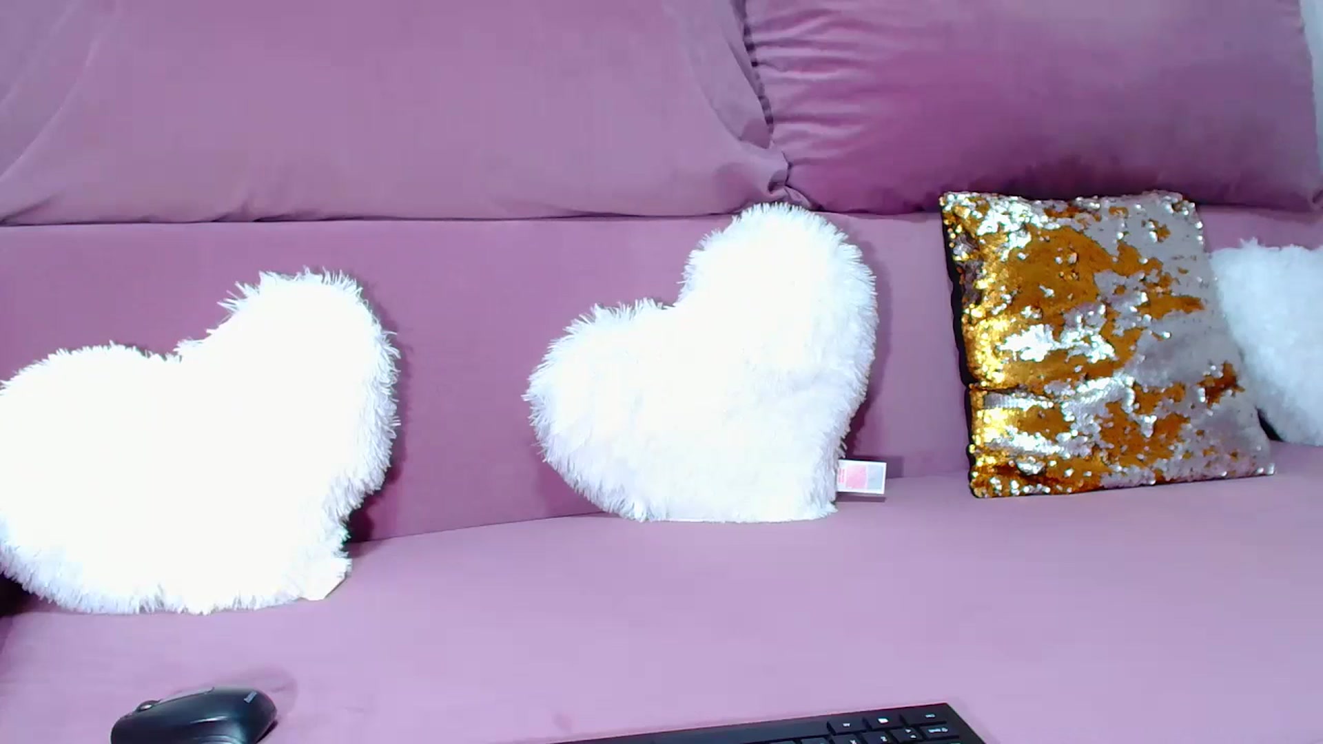 Gallery image thumbnail from Candy1's myfreecams stream on, 09/05/2024, 19:53 image 13 of 20