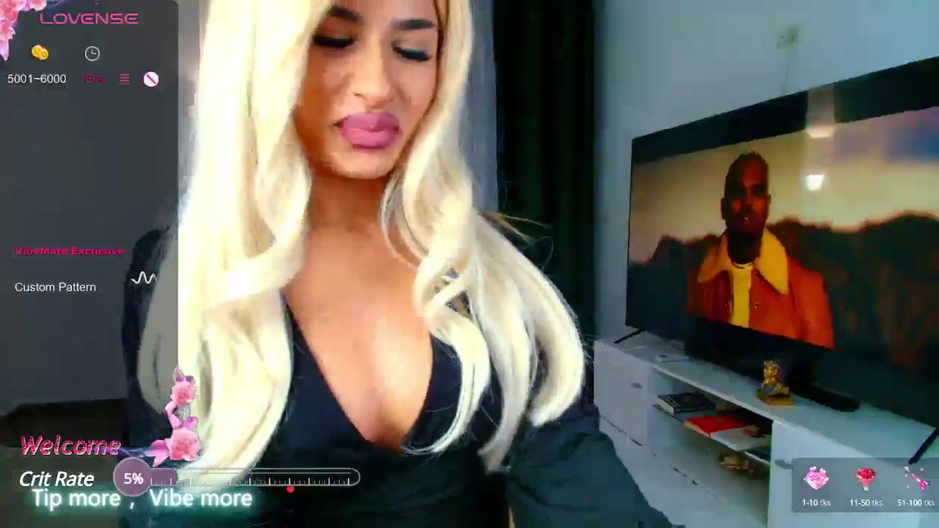 Gallery image thumbnail from Candy1's myfreecams stream on, 09/23/2024, 20:34 image 10 of 20