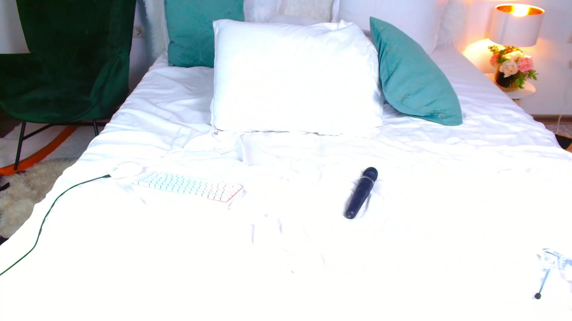 Gallery image thumbnail from Candy1's myfreecams stream on, 09/27/2024, 20:56 image 20 of 20
