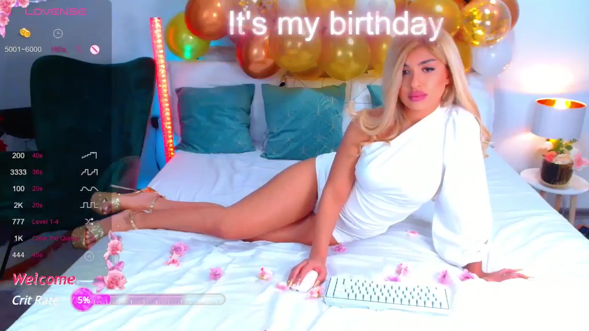 Gallery image thumbnail from Candy1's myfreecams stream on, 10/06/2024, 17:59 image 15 of 20