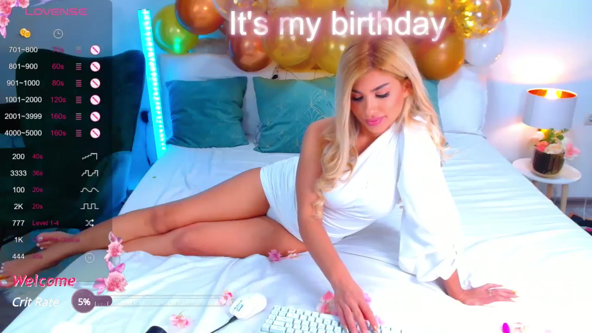 Gallery image thumbnail from Candy1's myfreecams stream on, 10/06/2024, 18:43 image 11 of 20