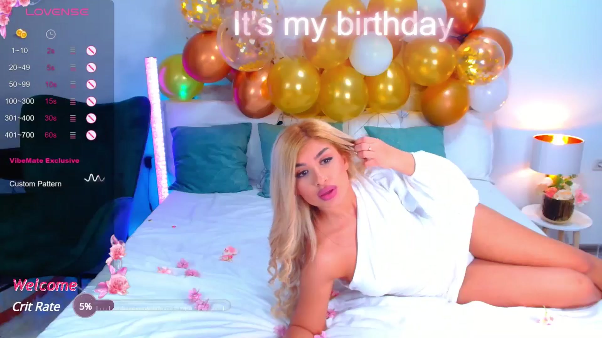 Gallery image thumbnail from Candy1's myfreecams stream on, 10/06/2024, 20:22 image 16 of 20