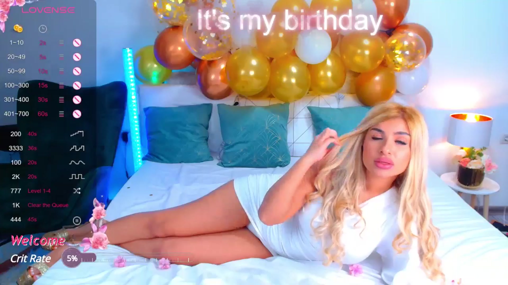 Gallery image thumbnail from Candy1's myfreecams stream on, 10/06/2024, 20:22 image 13 of 20