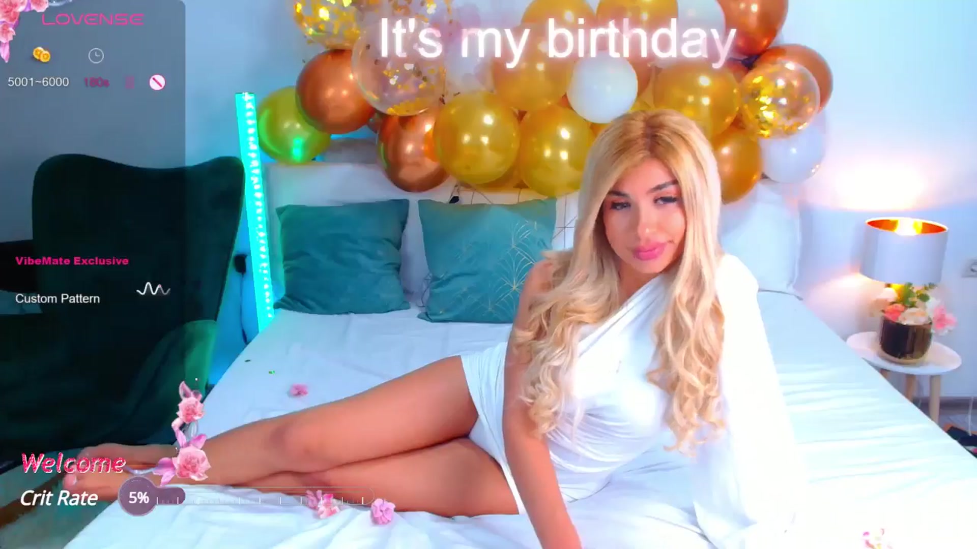 Gallery image thumbnail from Candy1's myfreecams stream on, 10/06/2024, 20:22 image 12 of 20