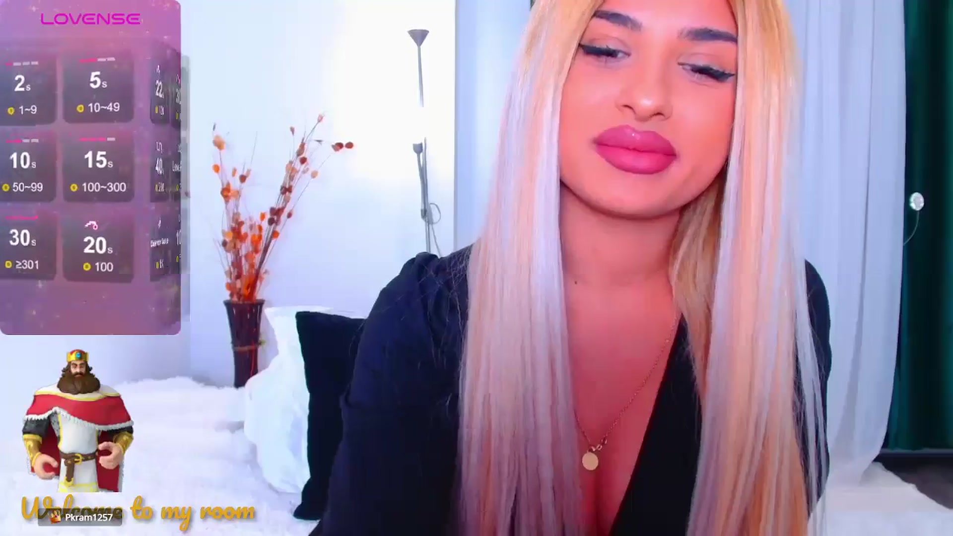 Gallery image thumbnail from Candy1's myfreecams stream on, 01/13/2025, 22:23 image 11 of 20