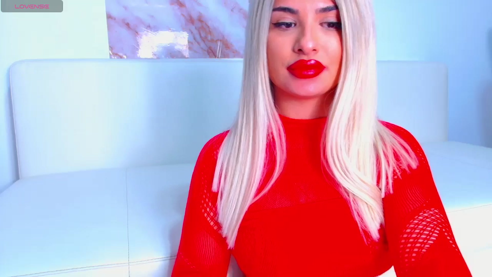 Gallery image thumbnail from Candy1's myfreecams stream on, 03/25/2025, 24:06 image 7 of 20