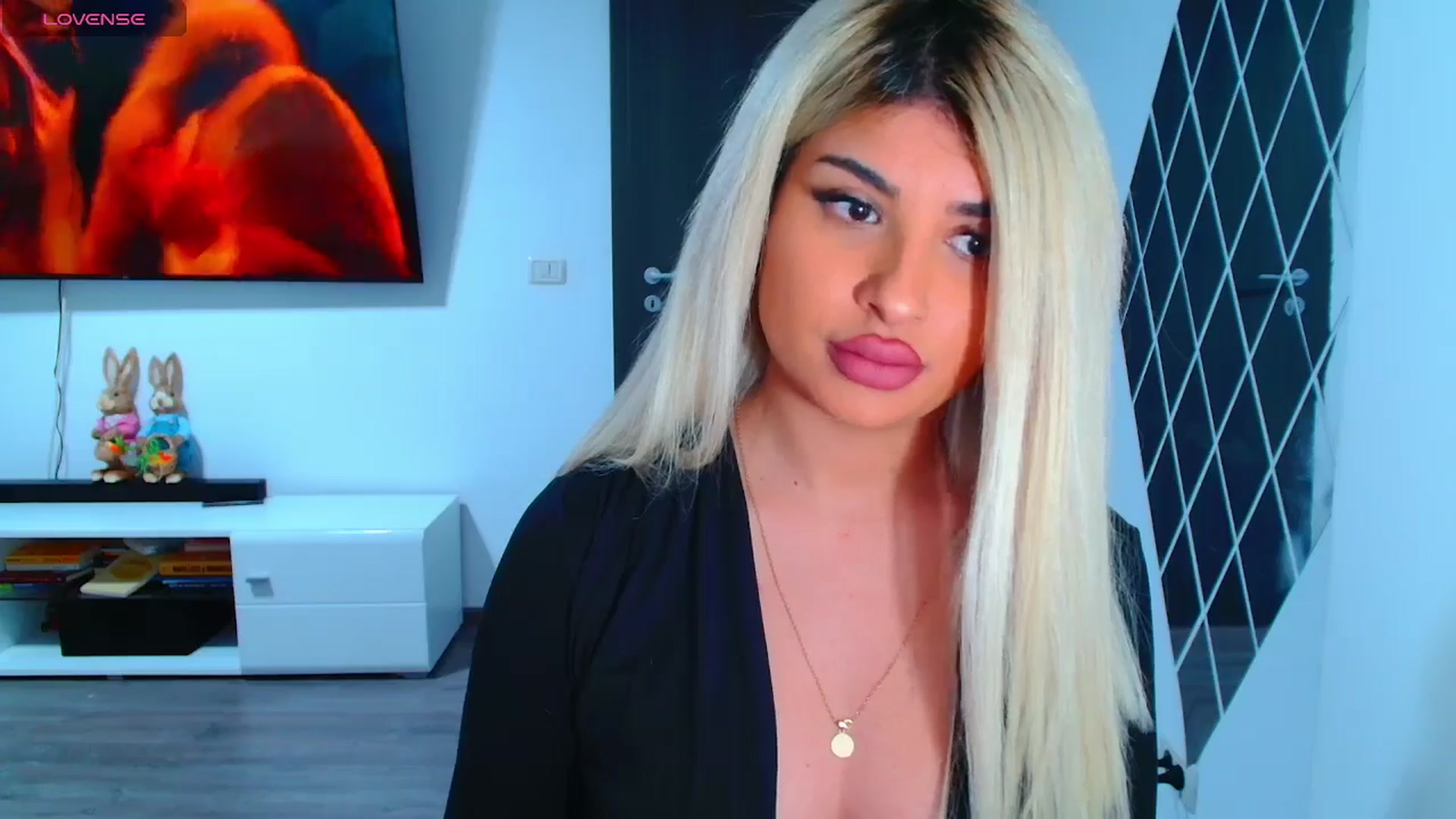 Gallery image thumbnail from Candy1's myfreecams stream on, 03/28/2025, 17:46 image 11 of 20