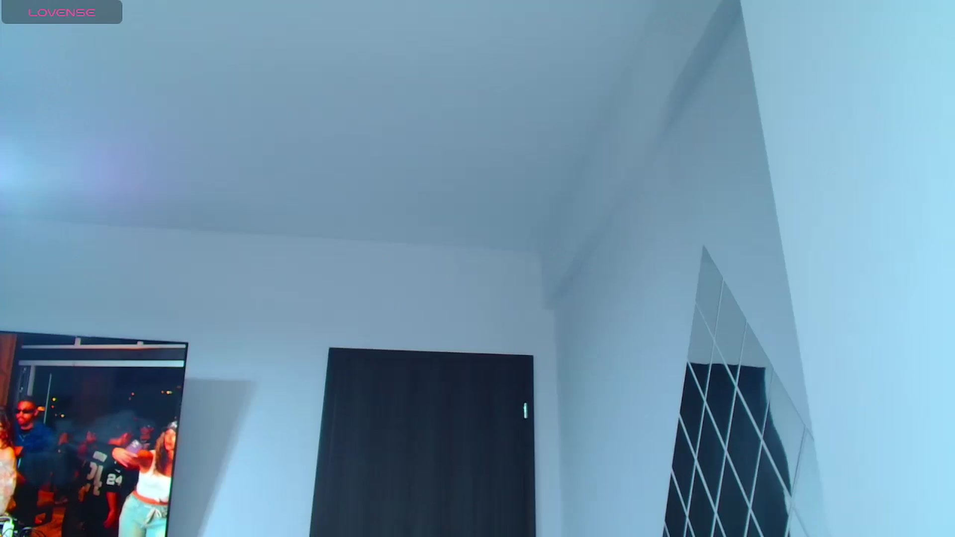 Gallery image thumbnail from Candy1's myfreecams stream on, 04/02/2025, 06:53 image 11 of 20