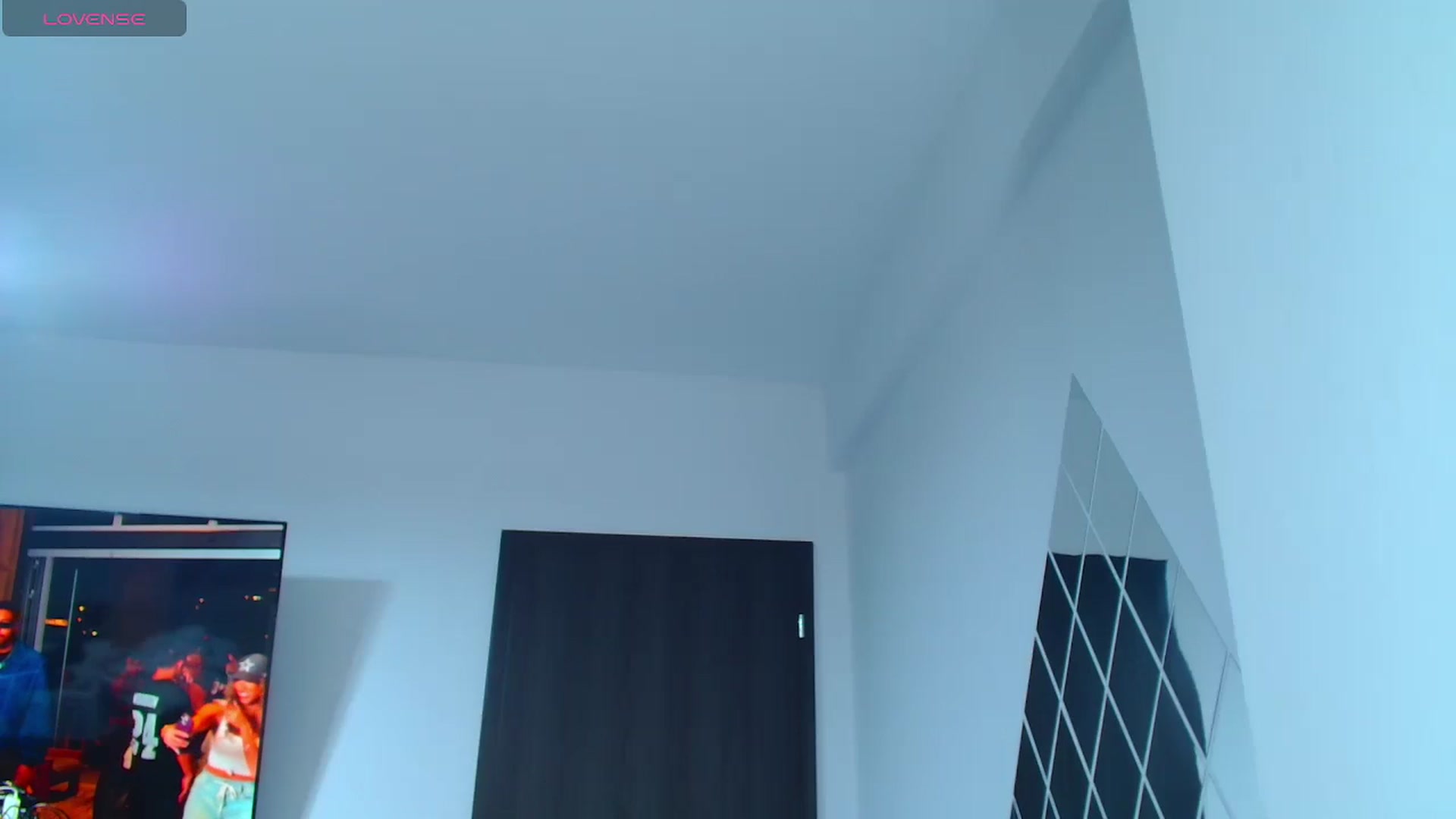 Gallery image thumbnail from Candy1's myfreecams stream on, 04/02/2025, 06:53 image 12 of 20