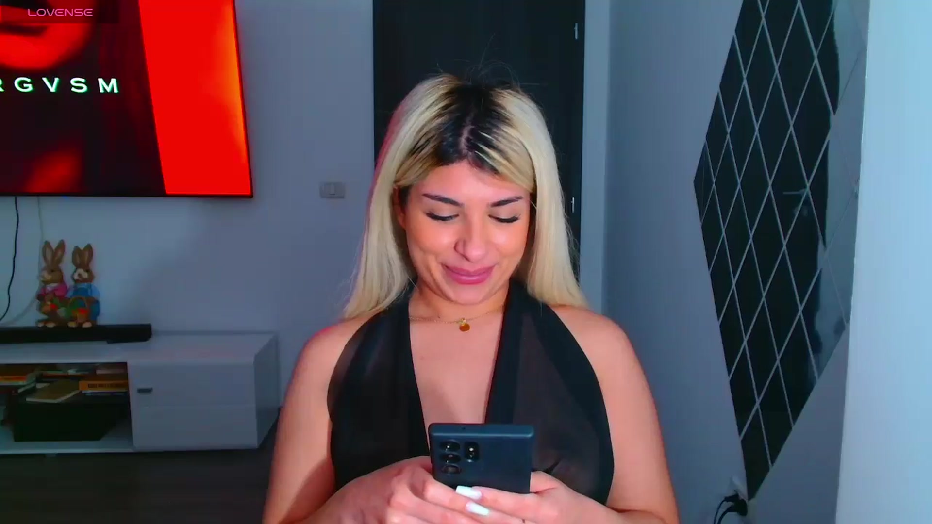Gallery image thumbnail from Candy1's myfreecams stream on, 04/02/2025, 08:52 image 2 of 20