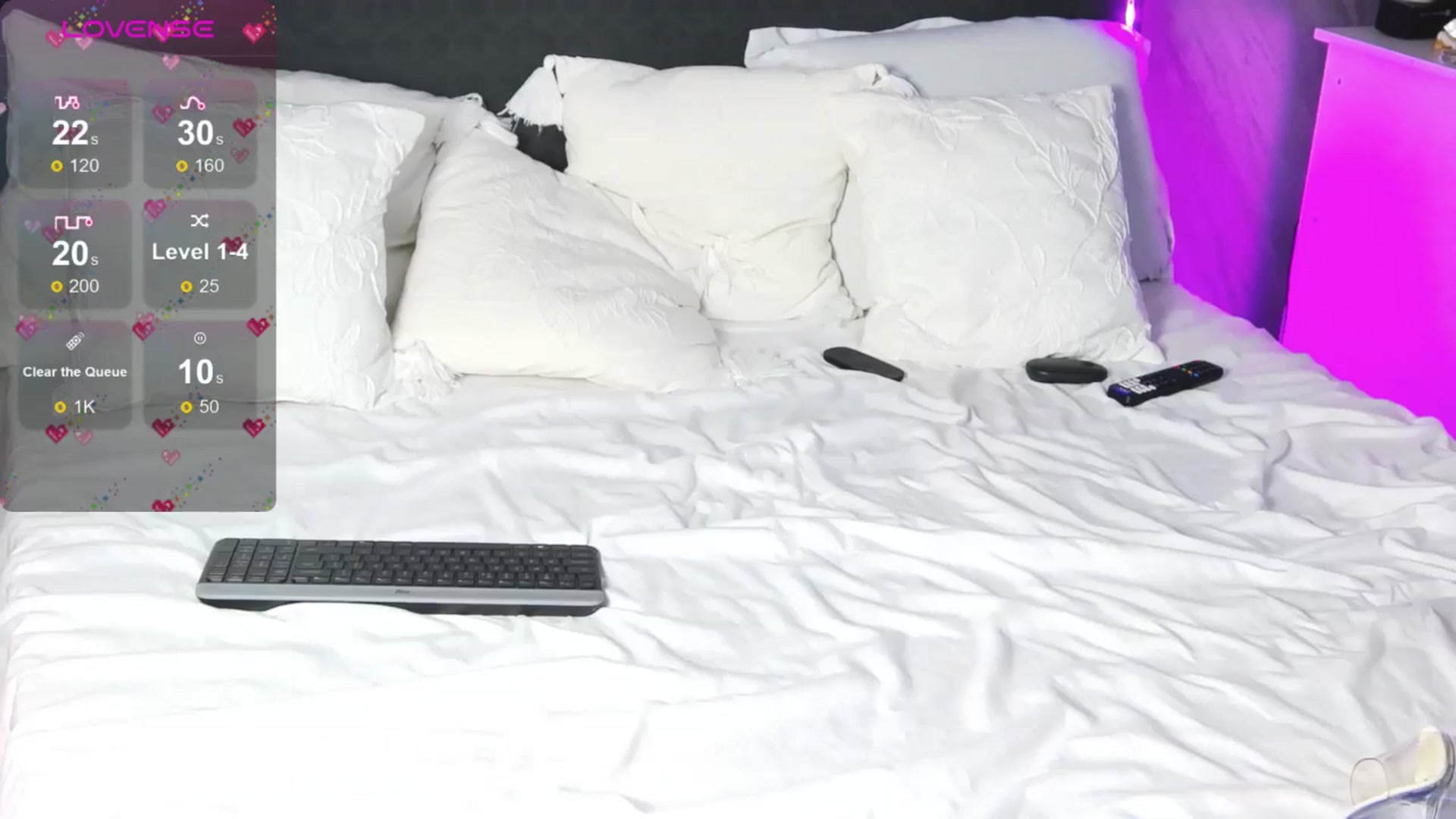 Gallery image thumbnail from Candy1's myfreecams stream on, 04/28/2025, 20:49 image 3 of 20