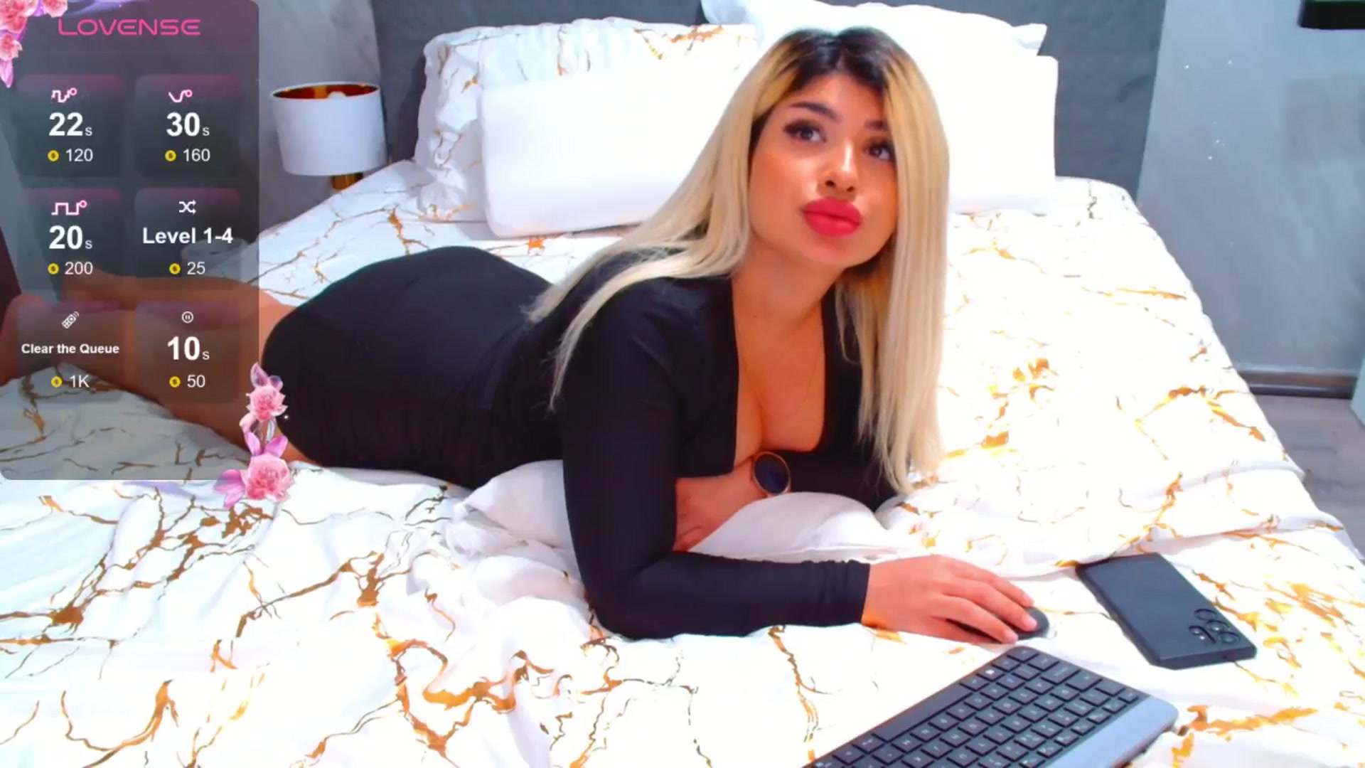 Gallery image thumbnail from Candy1's myfreecams stream on, 05/18/2025, 17:31 image 19 of 20