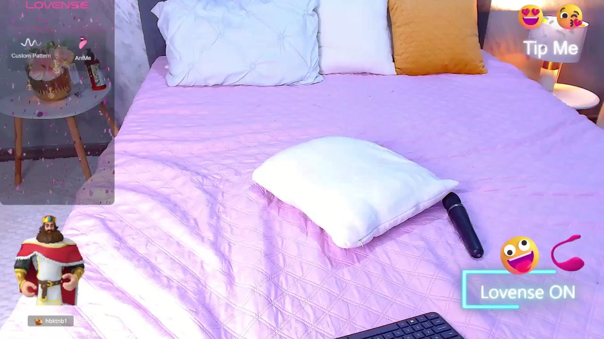 Gallery image thumbnail from Candy1's myfreecams stream on, 10/13/2025, 16:53 image 15 of 20