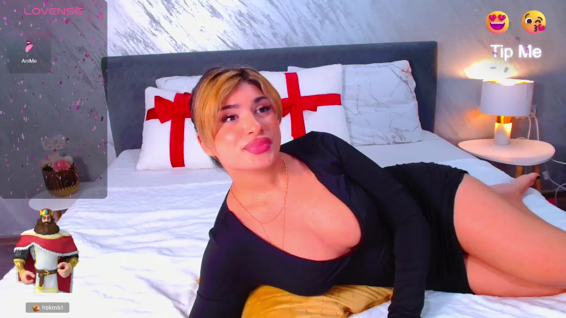 Gallery image thumbnail from Candy1's myfreecams stream on, 12/03/2025, 23:05 image 15 of 20