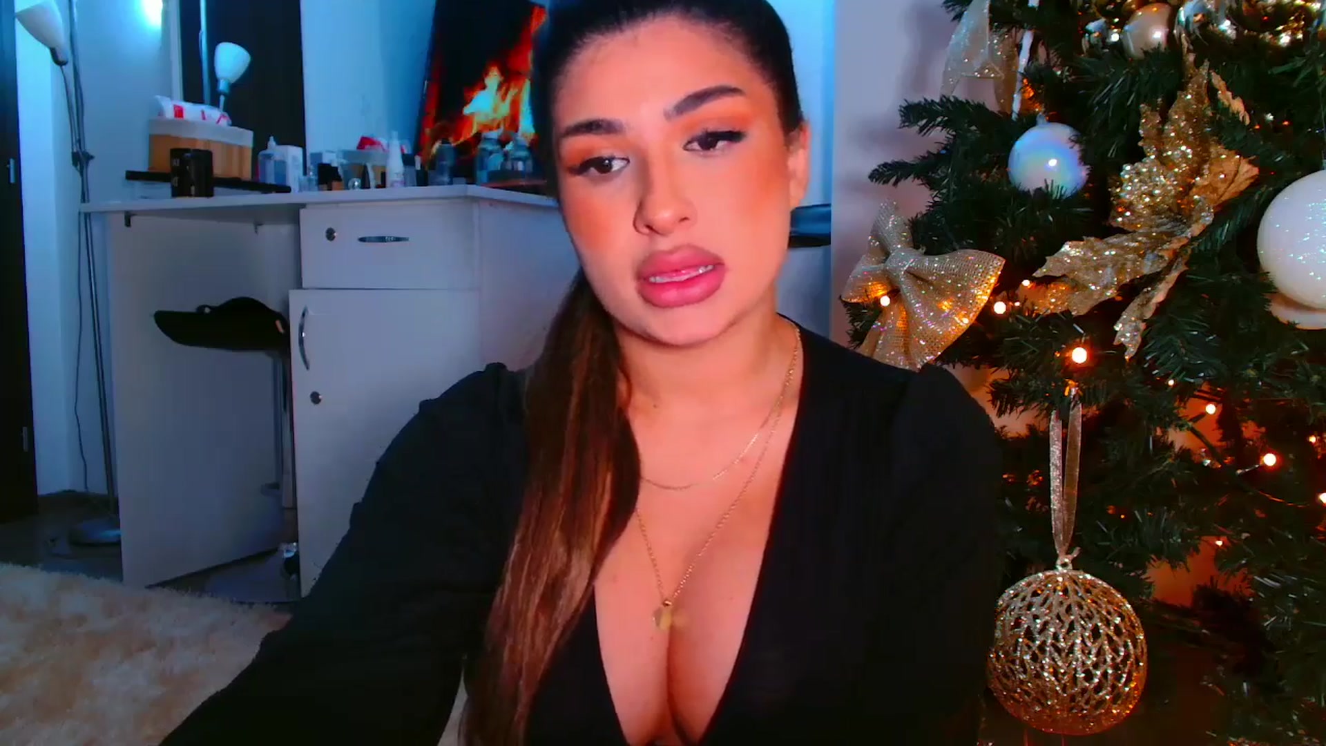 Gallery image thumbnail from Candy1's myfreecams stream on, 01/03/2026, 18:50 image 7 of 20