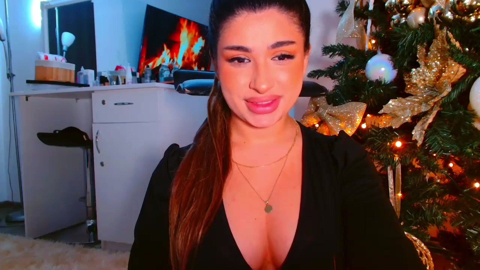 Gallery image thumbnail from Candy1's myfreecams stream on, 01/03/2026, 19:58 image 6 of 20