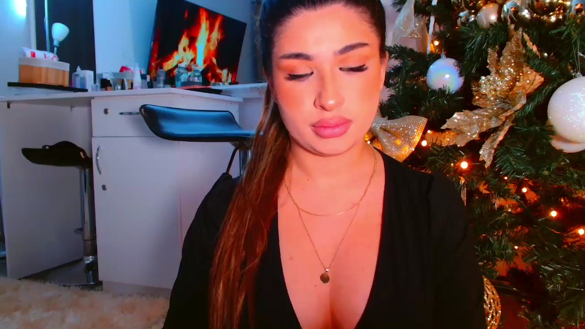 Gallery image thumbnail from Candy1's myfreecams stream on, 01/03/2026, 19:58 image 11 of 20