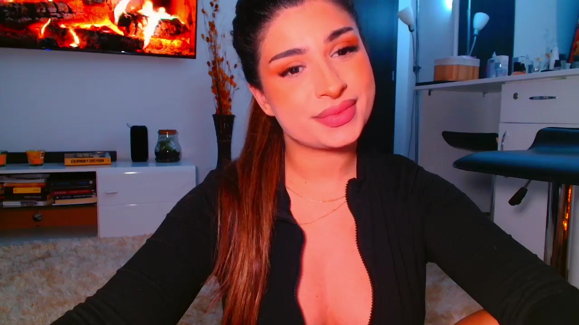 Gallery image thumbnail from Candy1's myfreecams stream on, 01/05/2026, 18:36 image 9 of 20