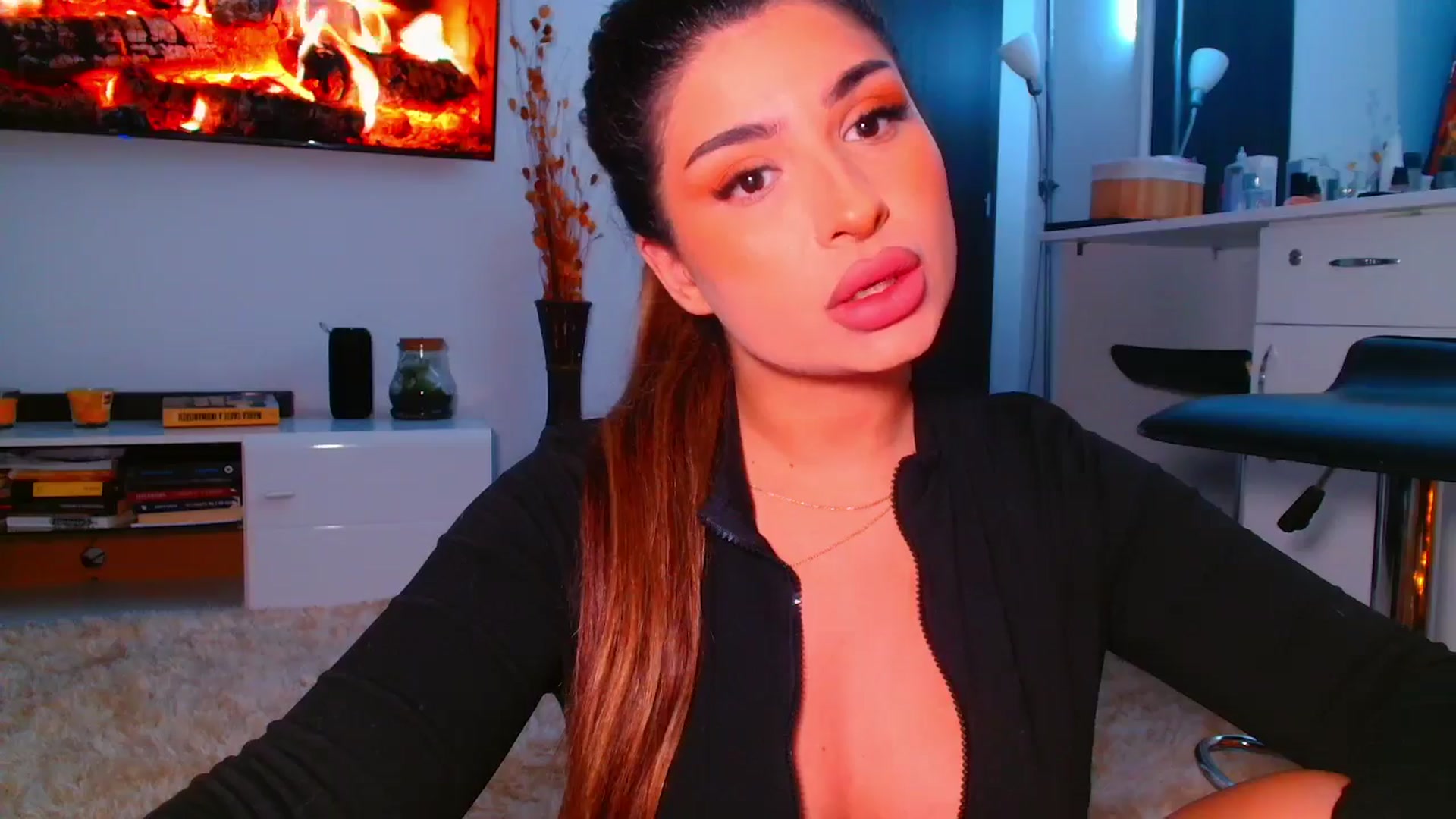 Gallery image thumbnail from Candy1's myfreecams stream on, 01/05/2026, 18:36 image 6 of 20